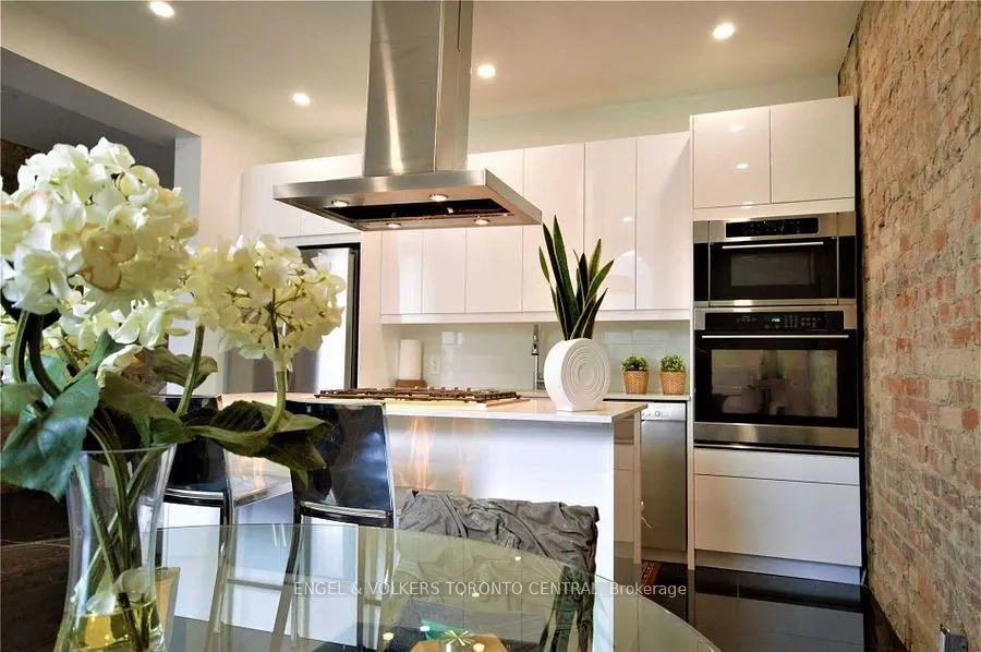 173 Carlton Street, #3F