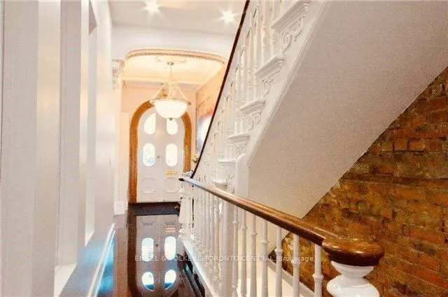 173 Carlton Street, #3F