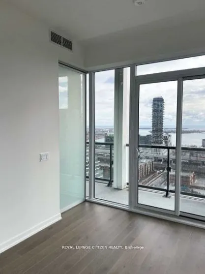 158 Front St Street E, #2501