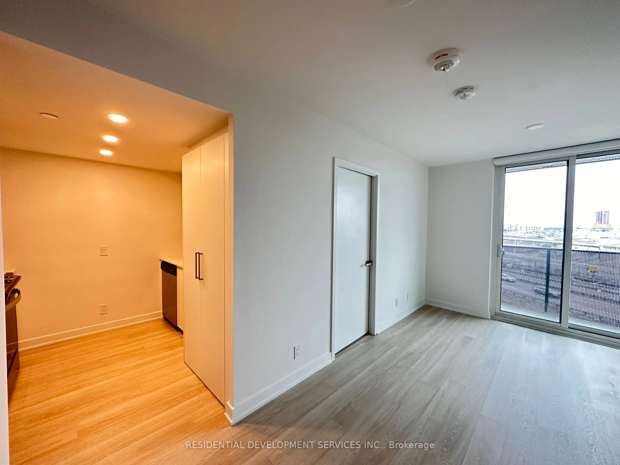 30 Tretti Way, #617