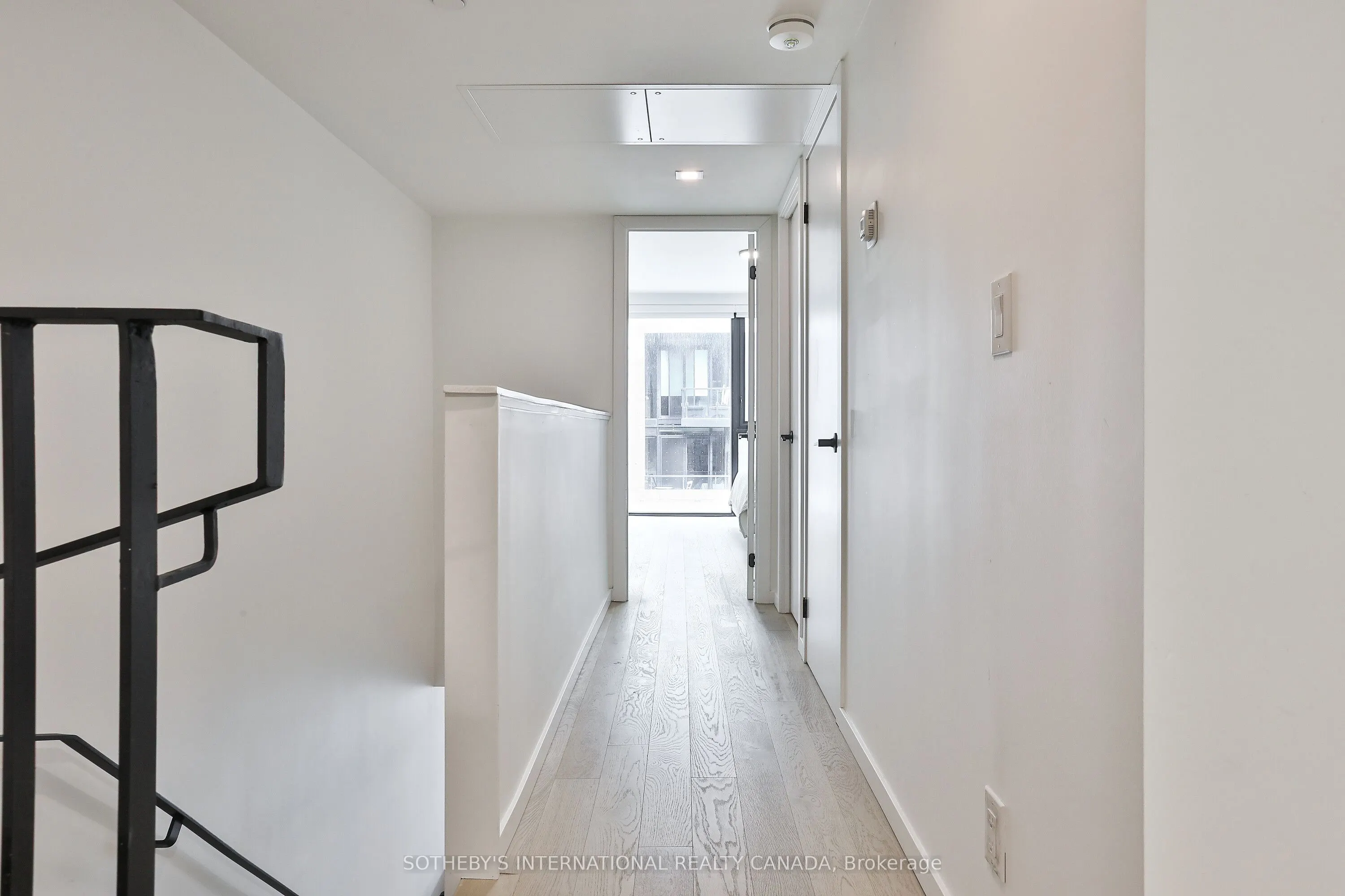 45 Dovercourt Road, #302