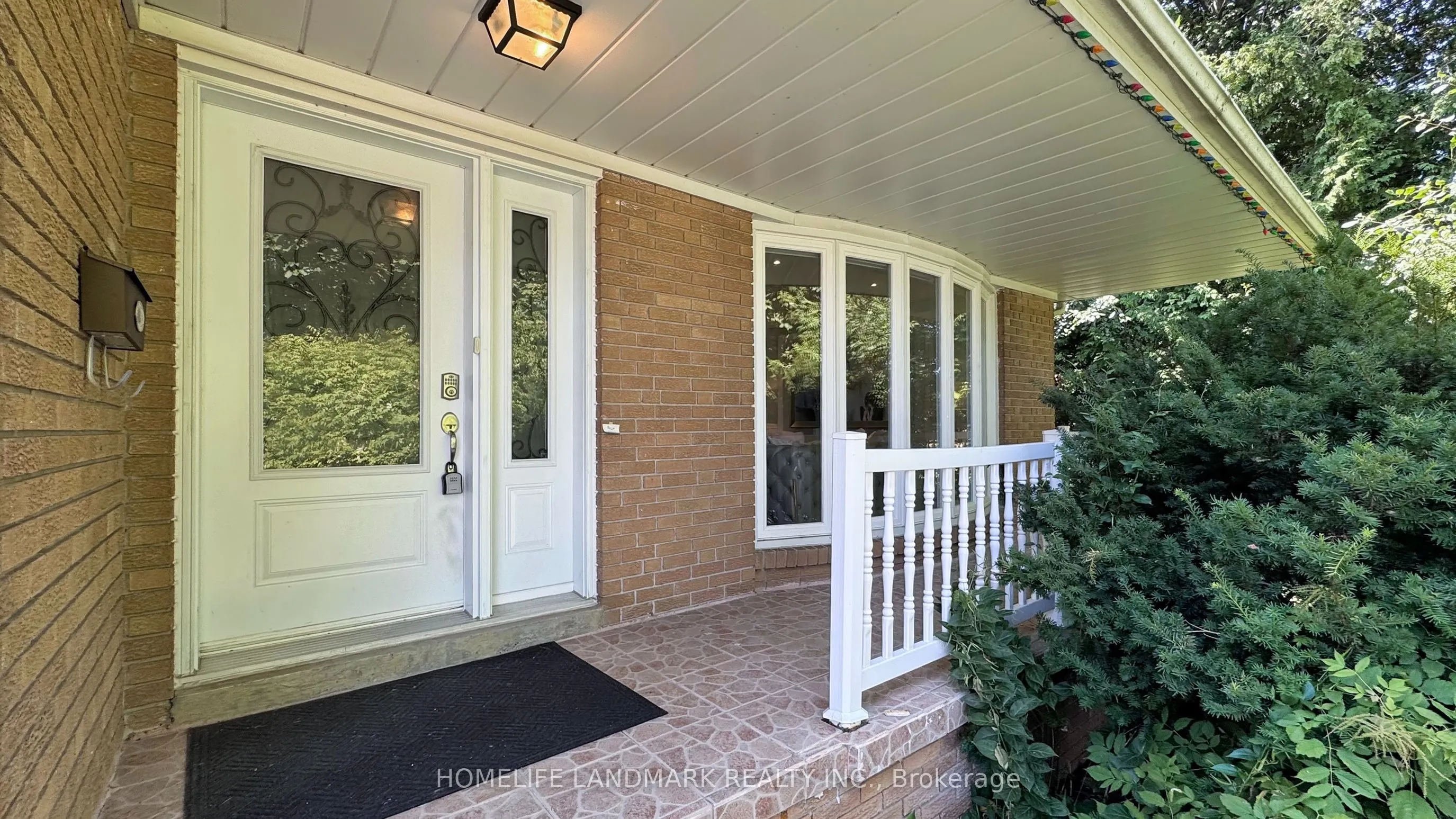 25 Greenyards Drive