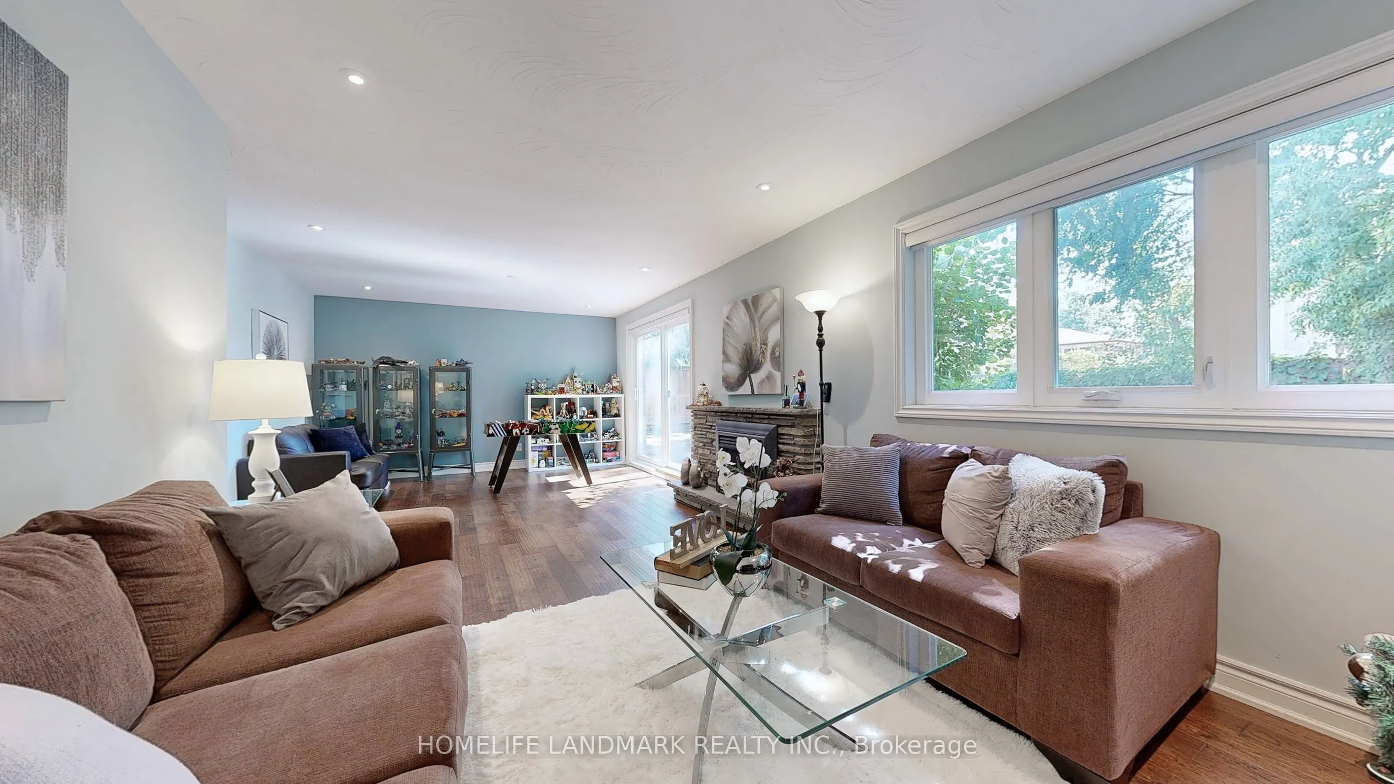 25 Greenyards Drive