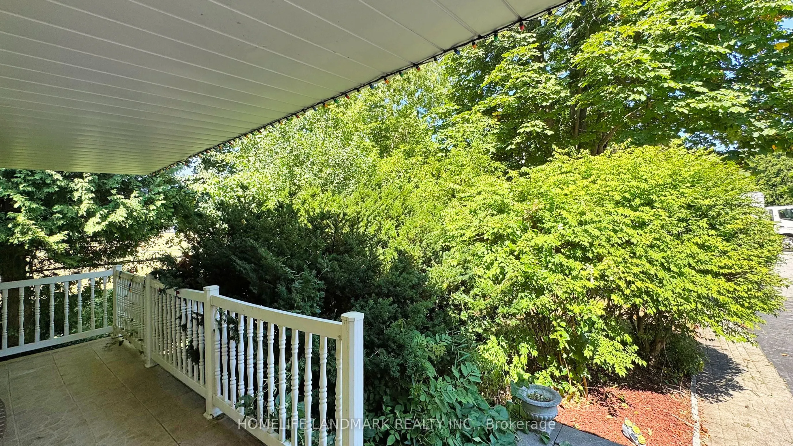 25 Greenyards Drive