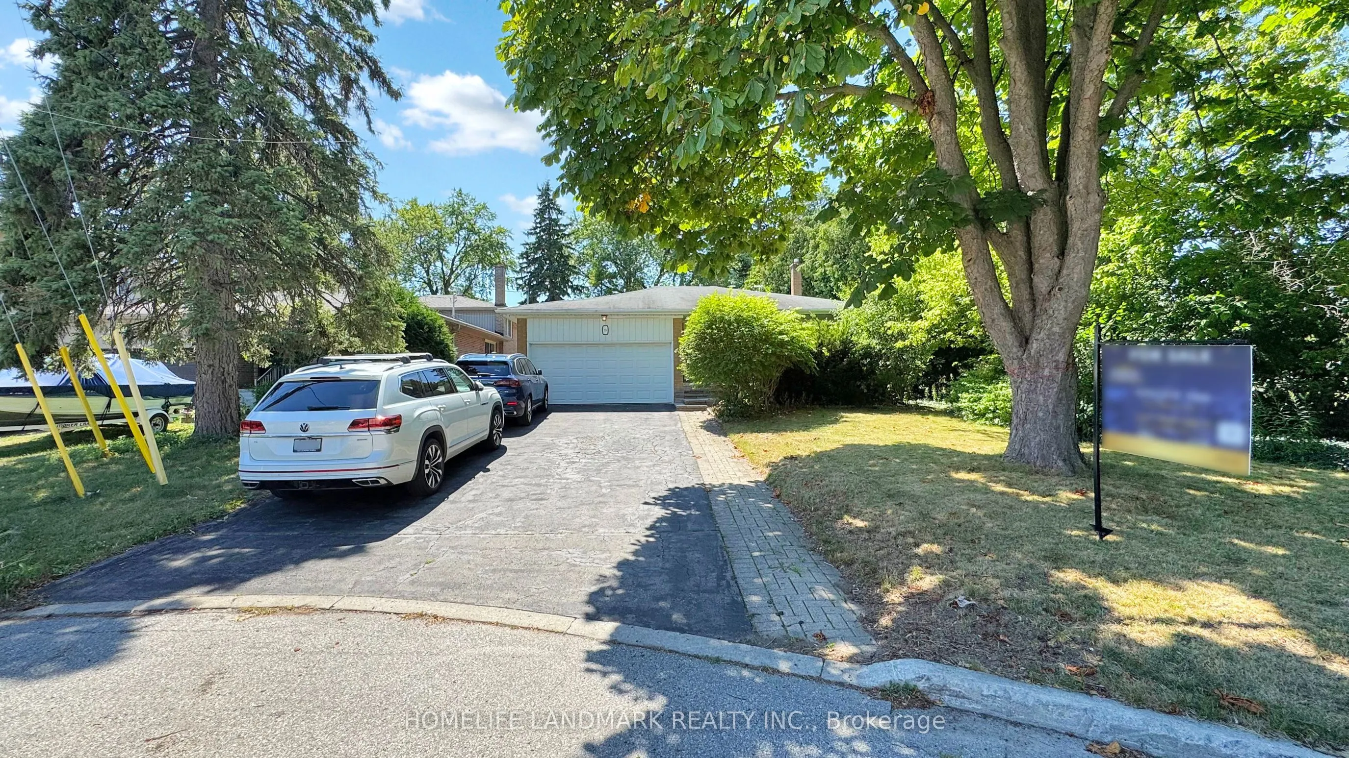 25 Greenyards Drive