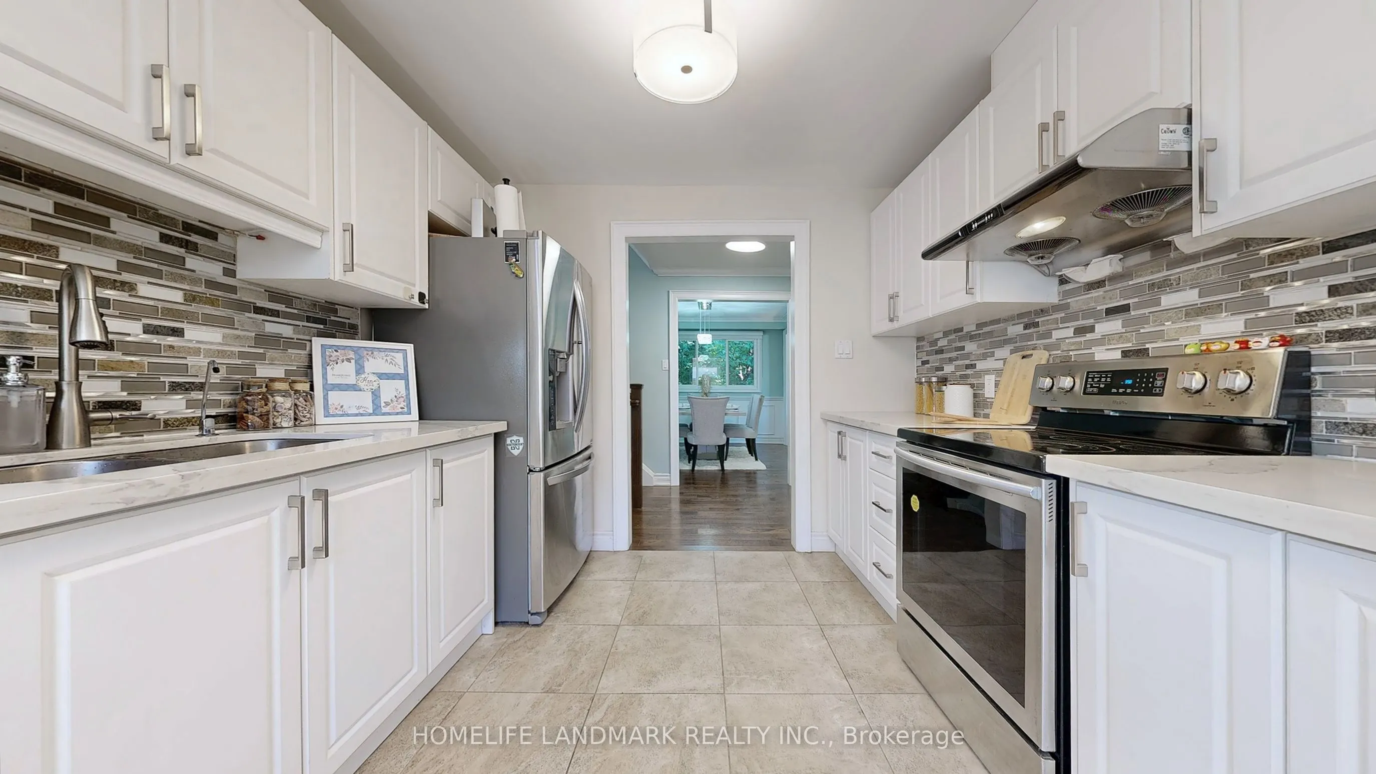 25 Greenyards Drive