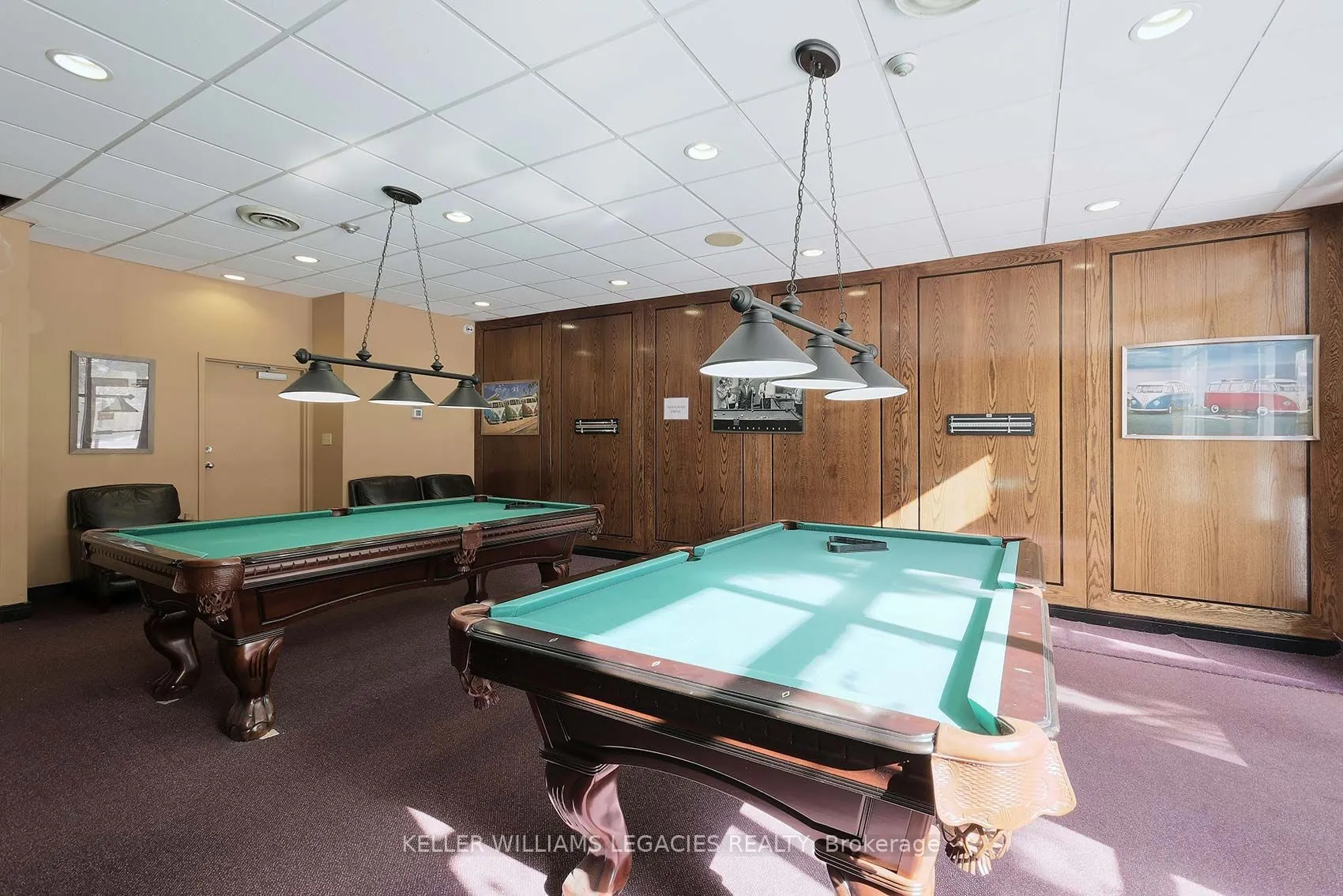 7 Bishop Avenue, #1601