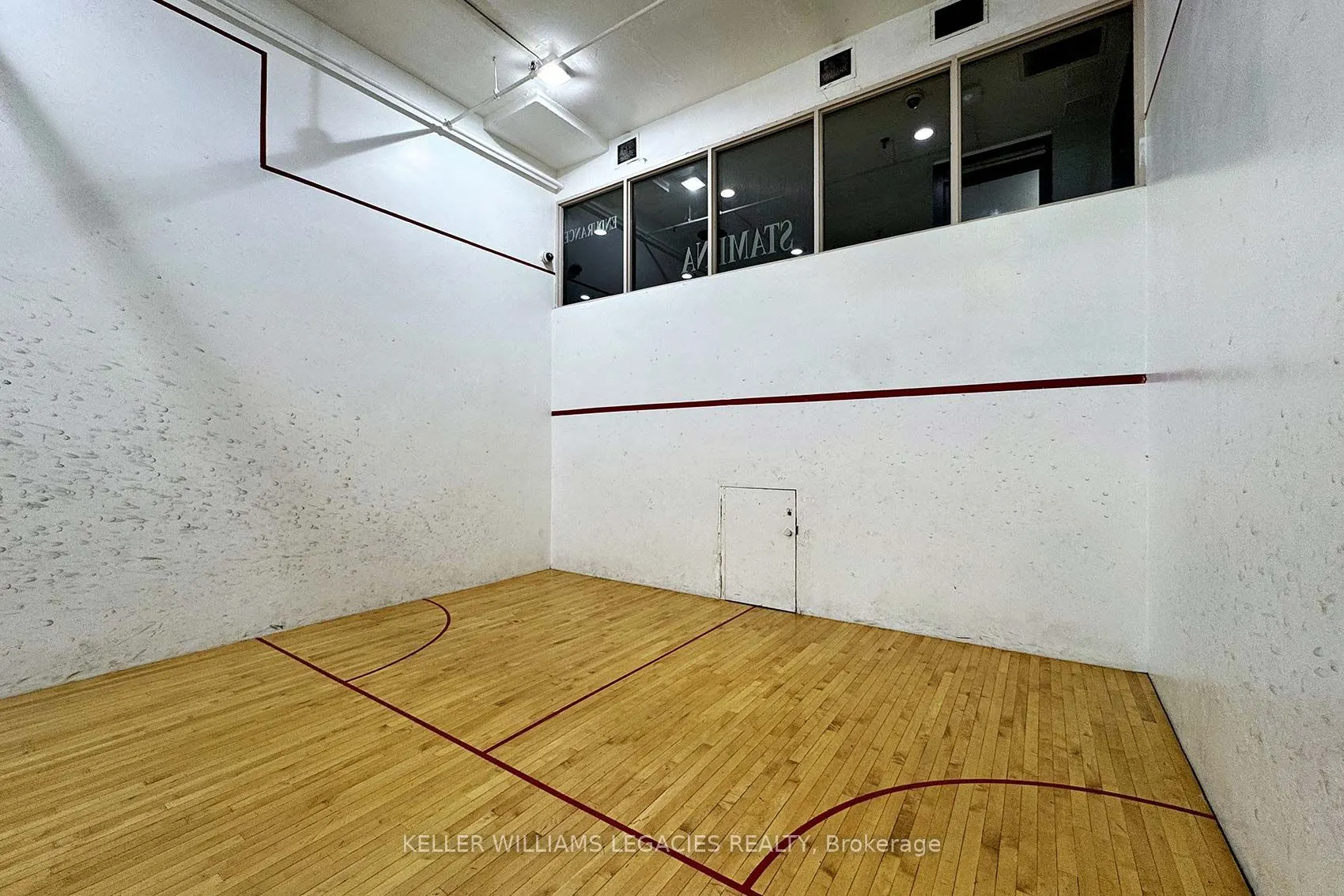 7 Bishop Avenue, #1601