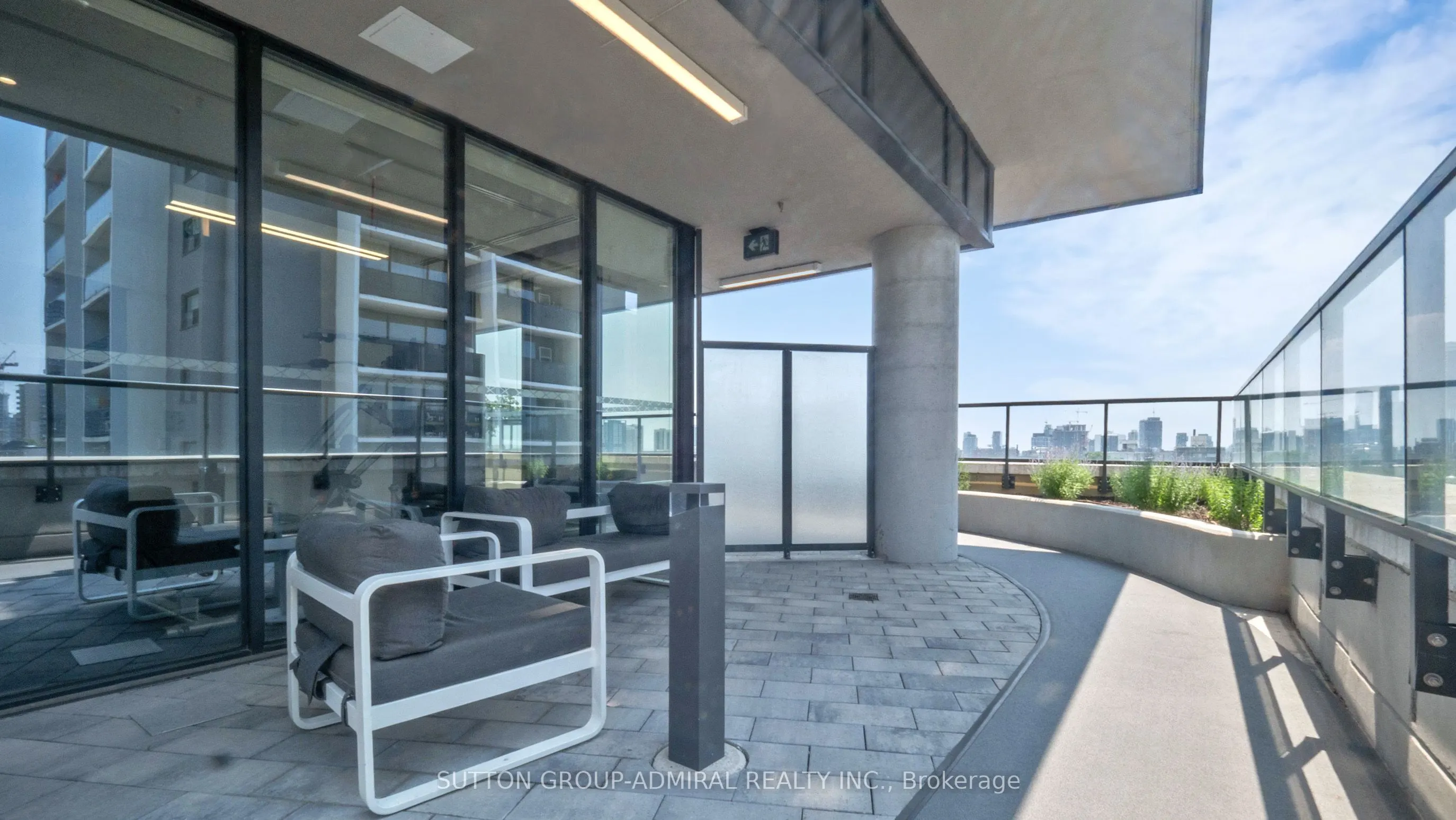 159 Wellesley Street E, #1601