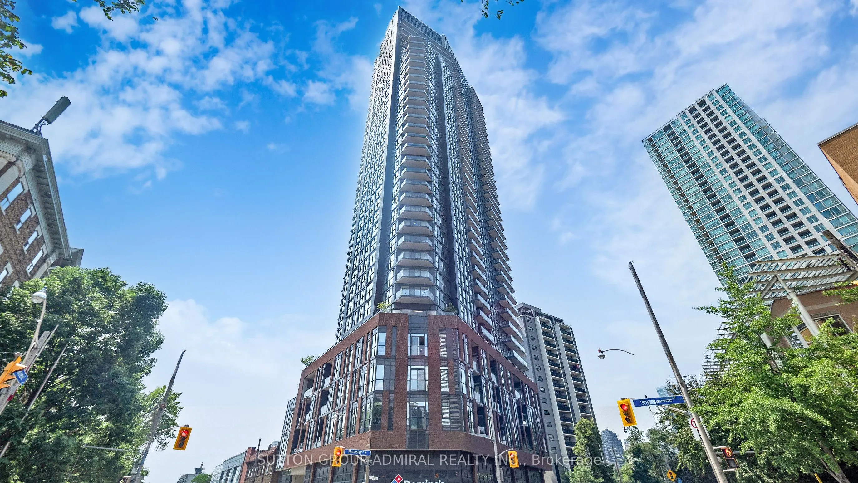 159 Wellesley Street E, #1601