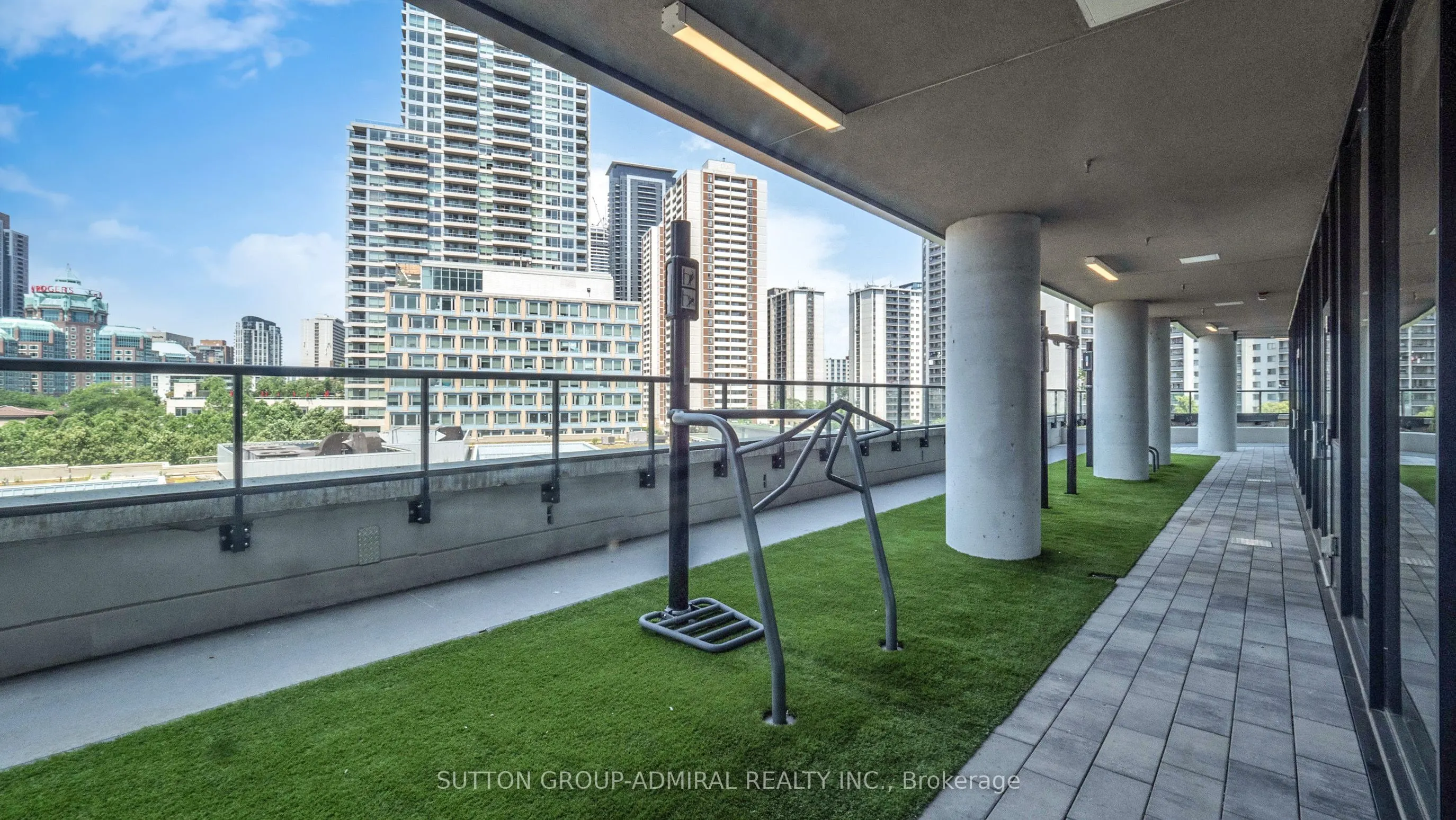 159 Wellesley Street E, #1601