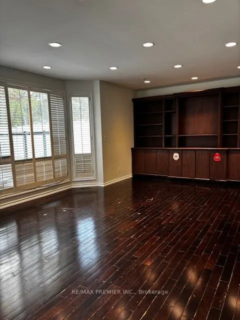 128 Fisherville Road