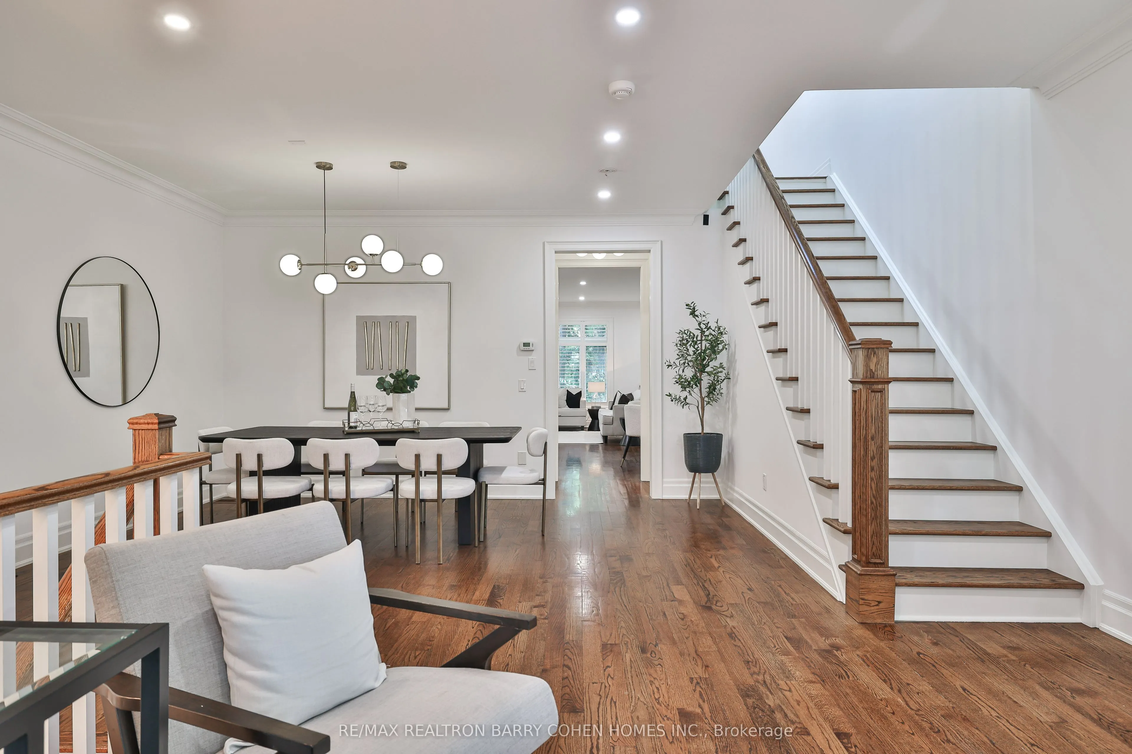 136 Bowood Avenue