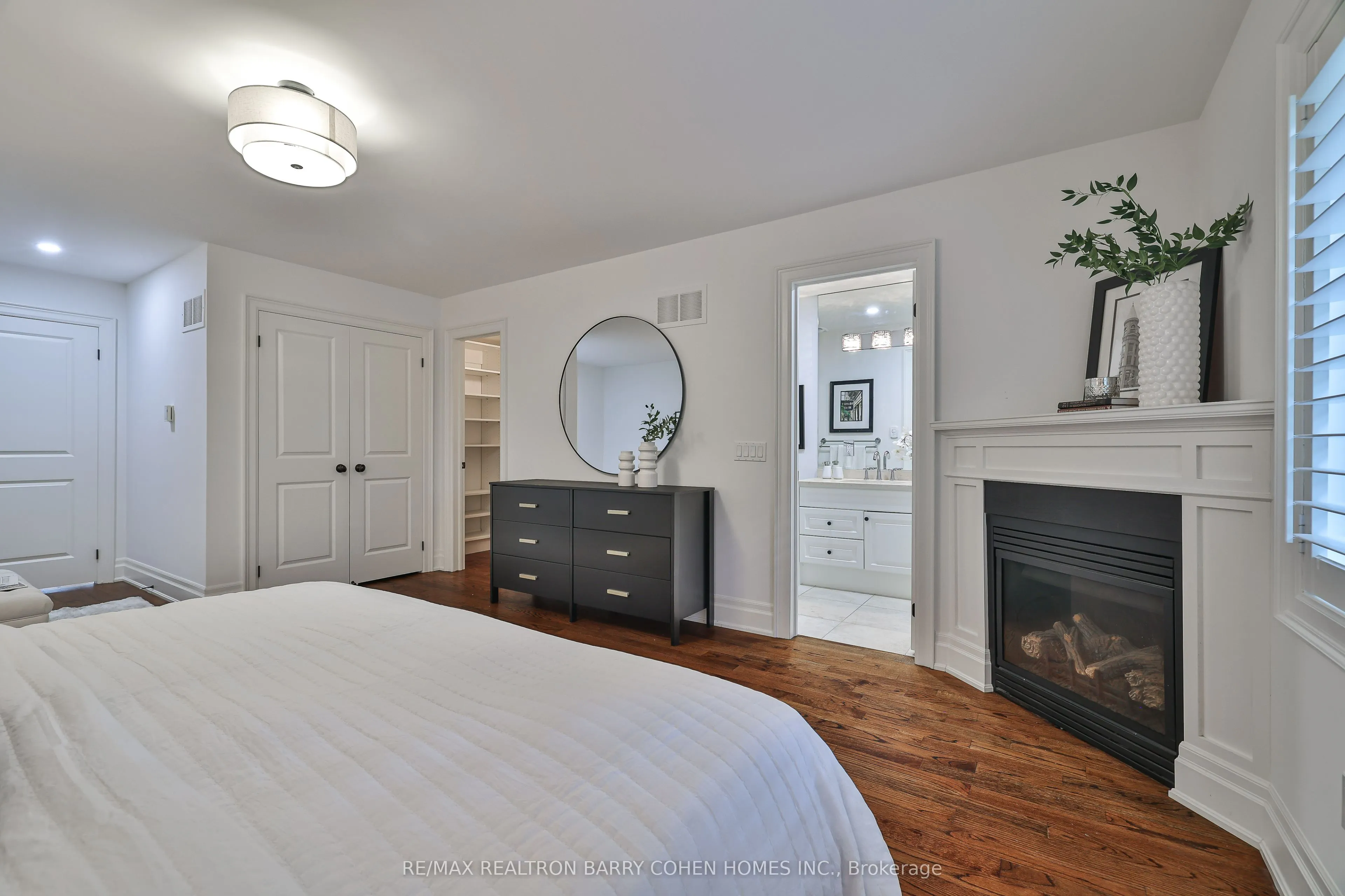 136 Bowood Avenue