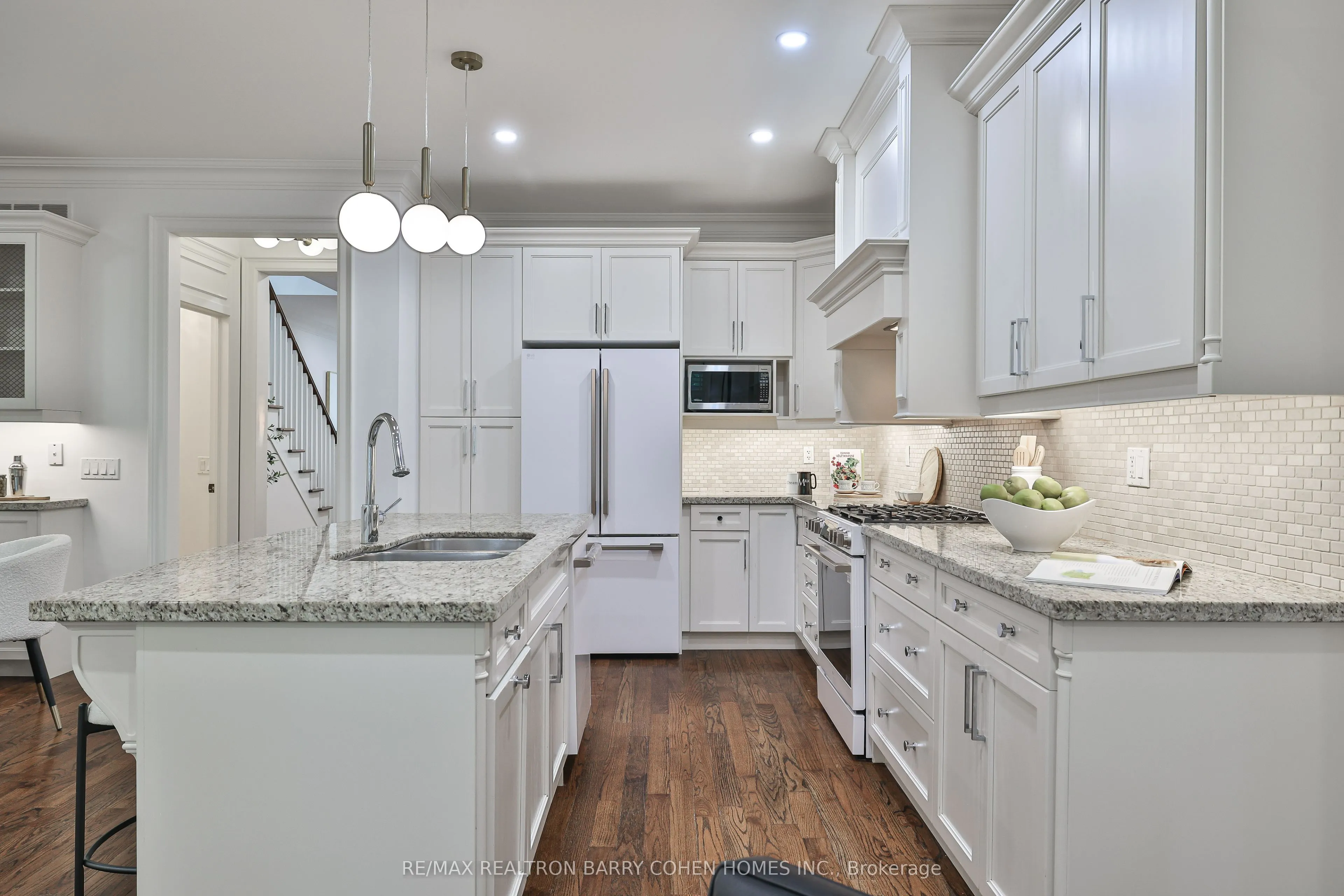 136 Bowood Avenue