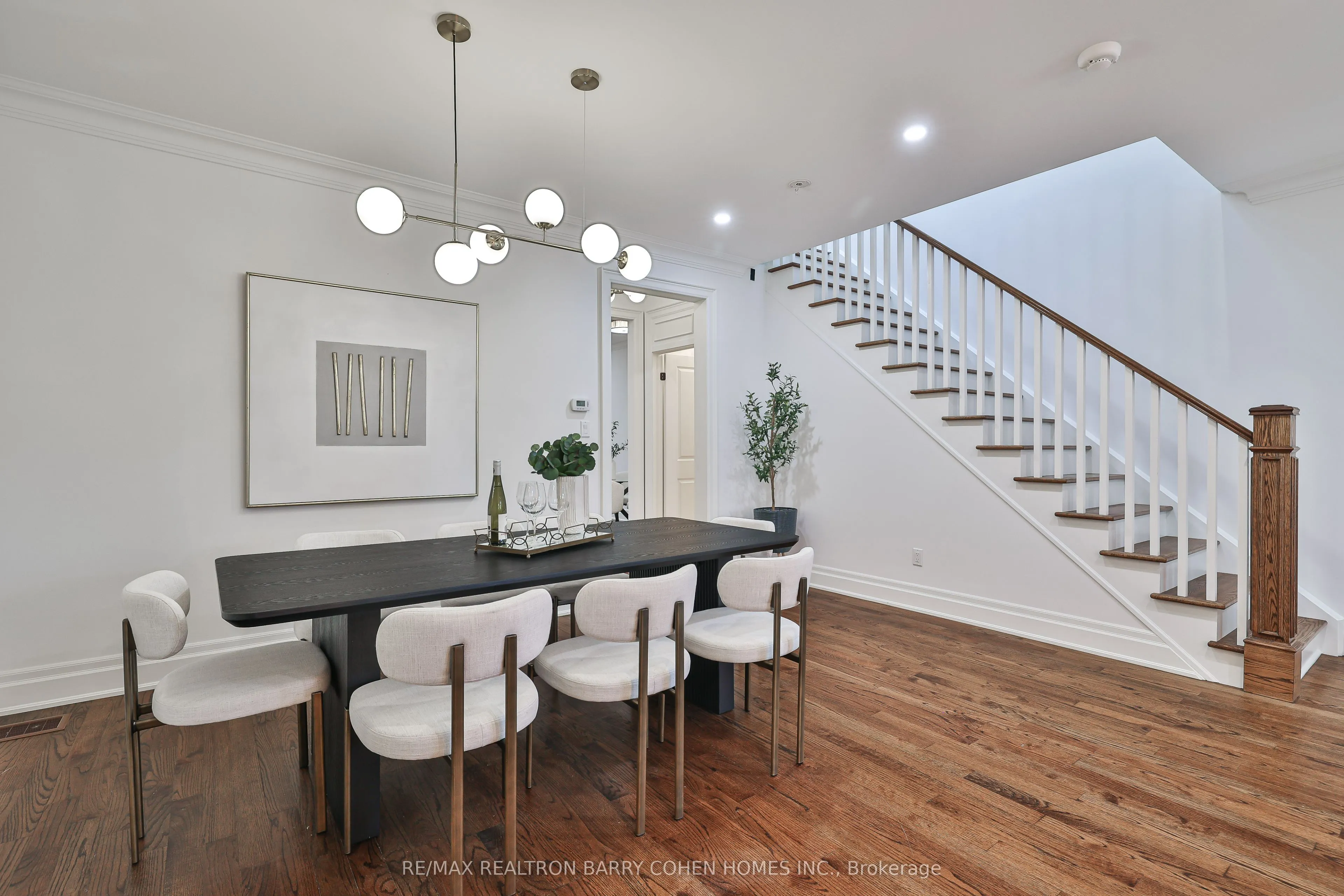 136 Bowood Avenue