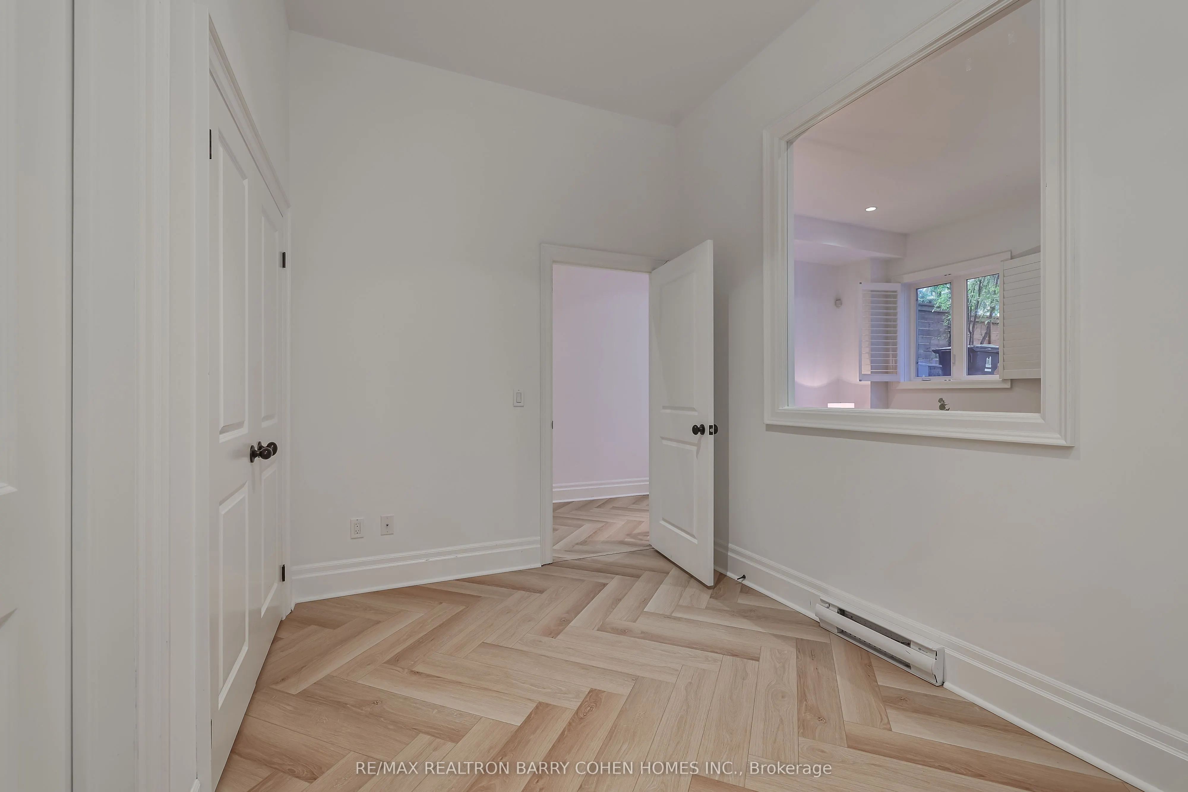 136 Bowood Avenue