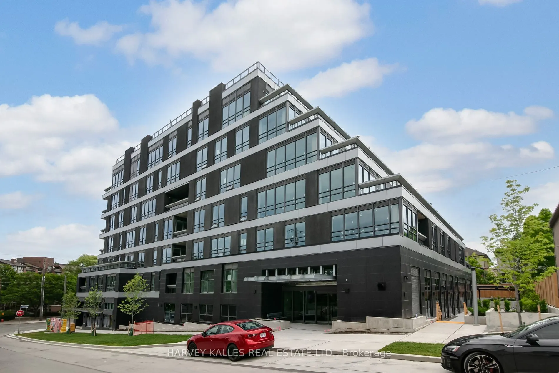 355 Bedford Park, #205
