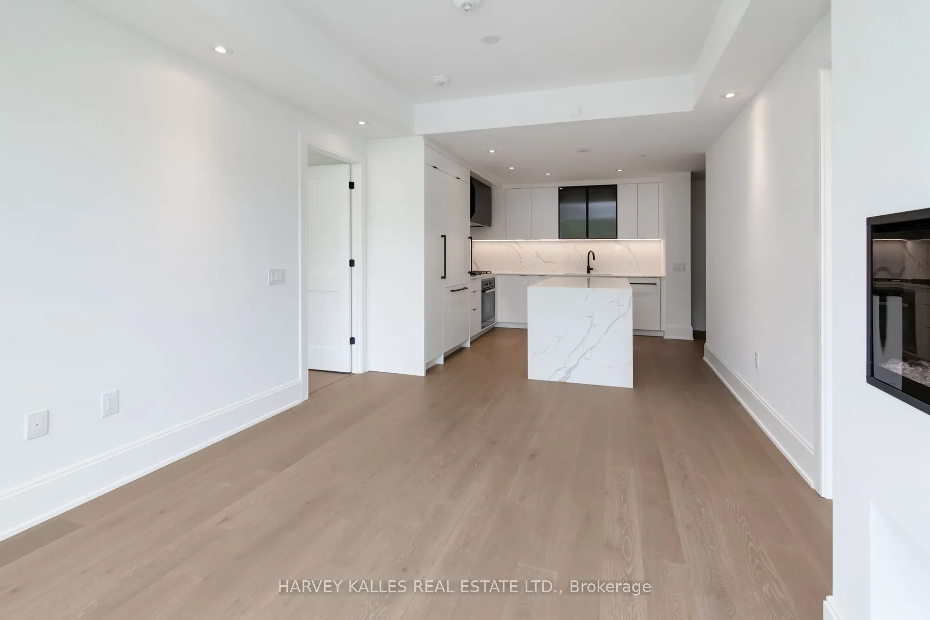 355 Bedford Park, #205
