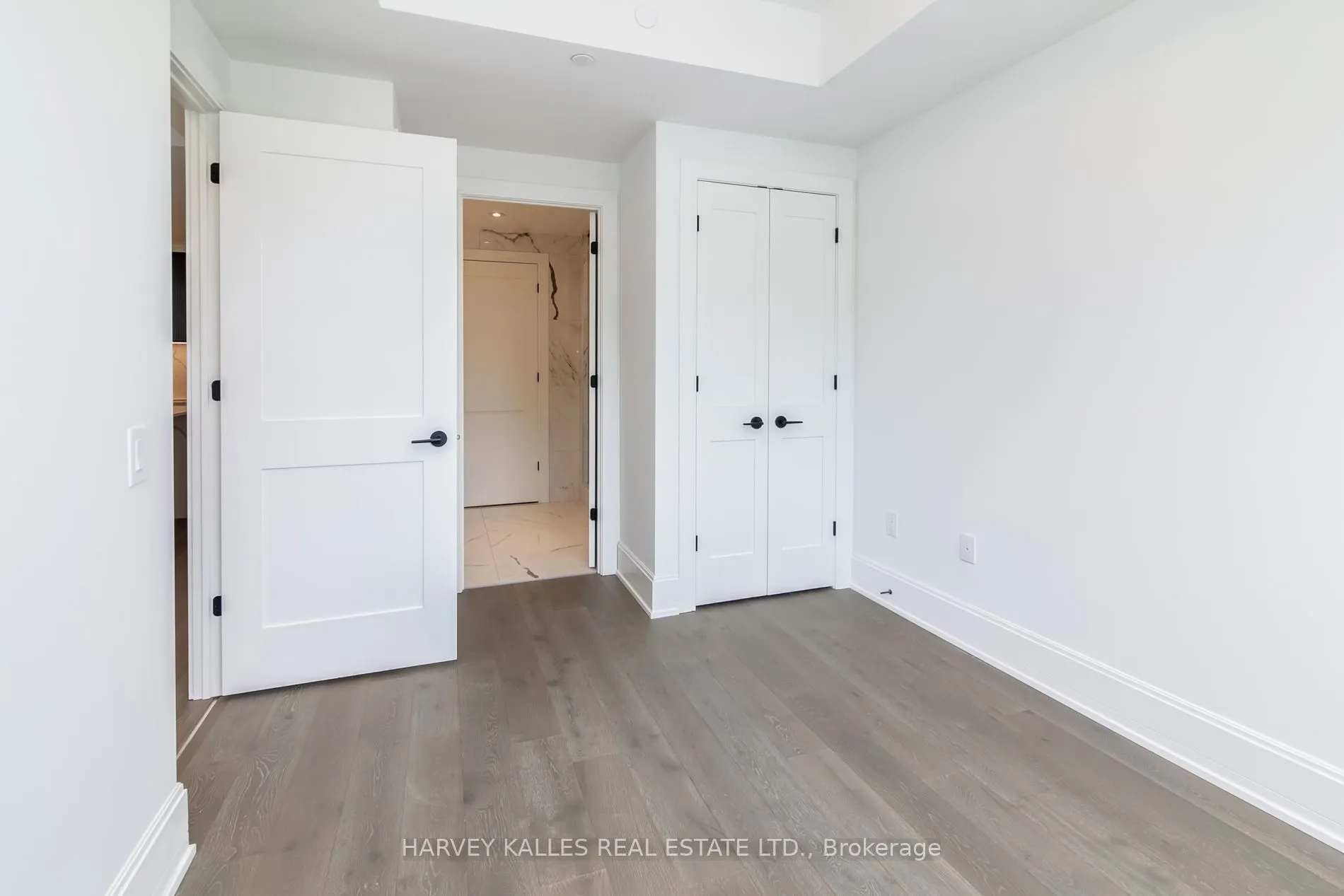 355 Bedford Park, #205