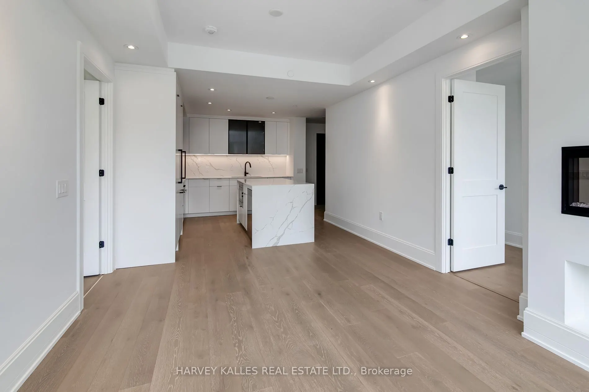 355 Bedford Park, #205