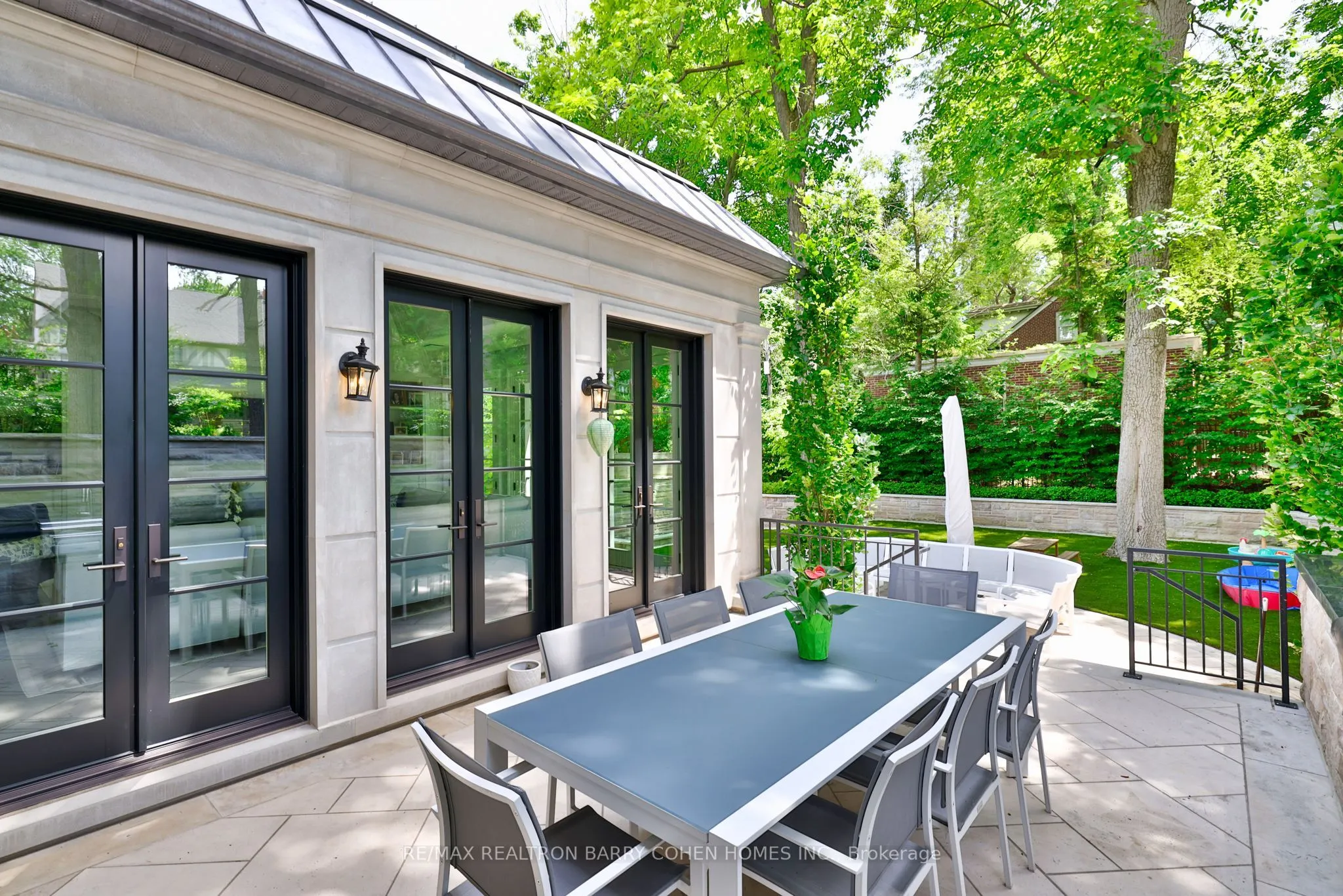 157 Forest Hill Road
