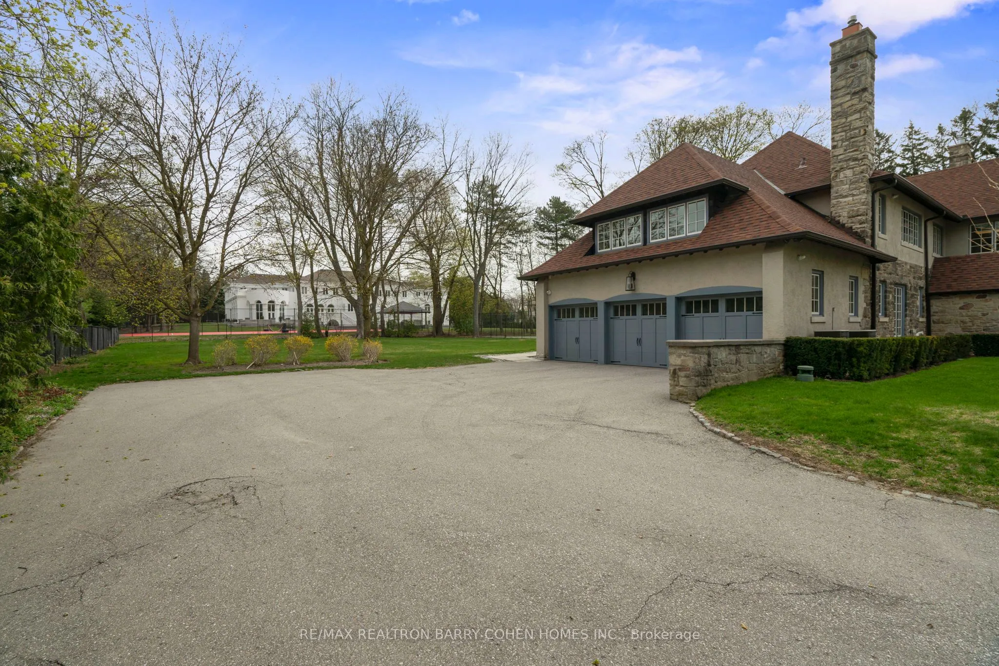 15 Park Lane Circle