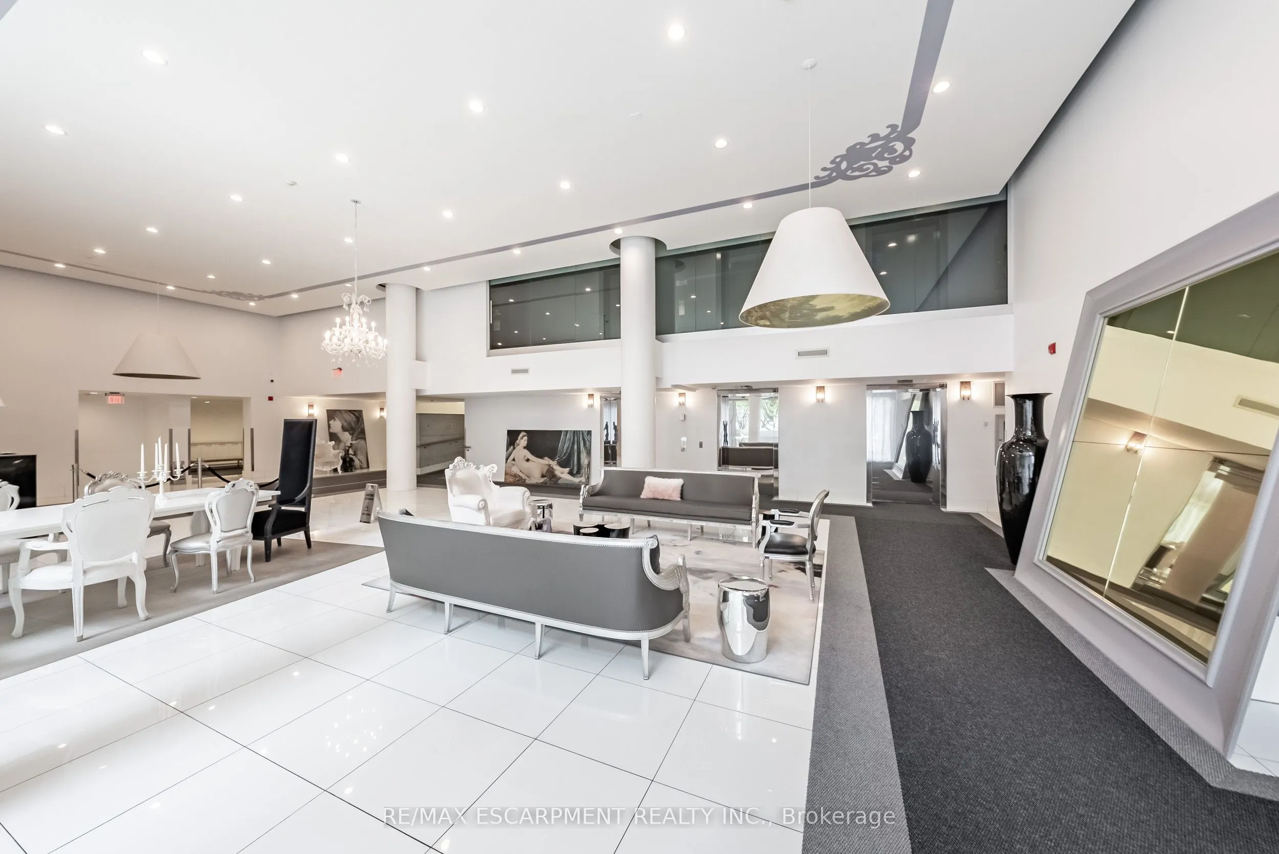 75 Portland Street, #428