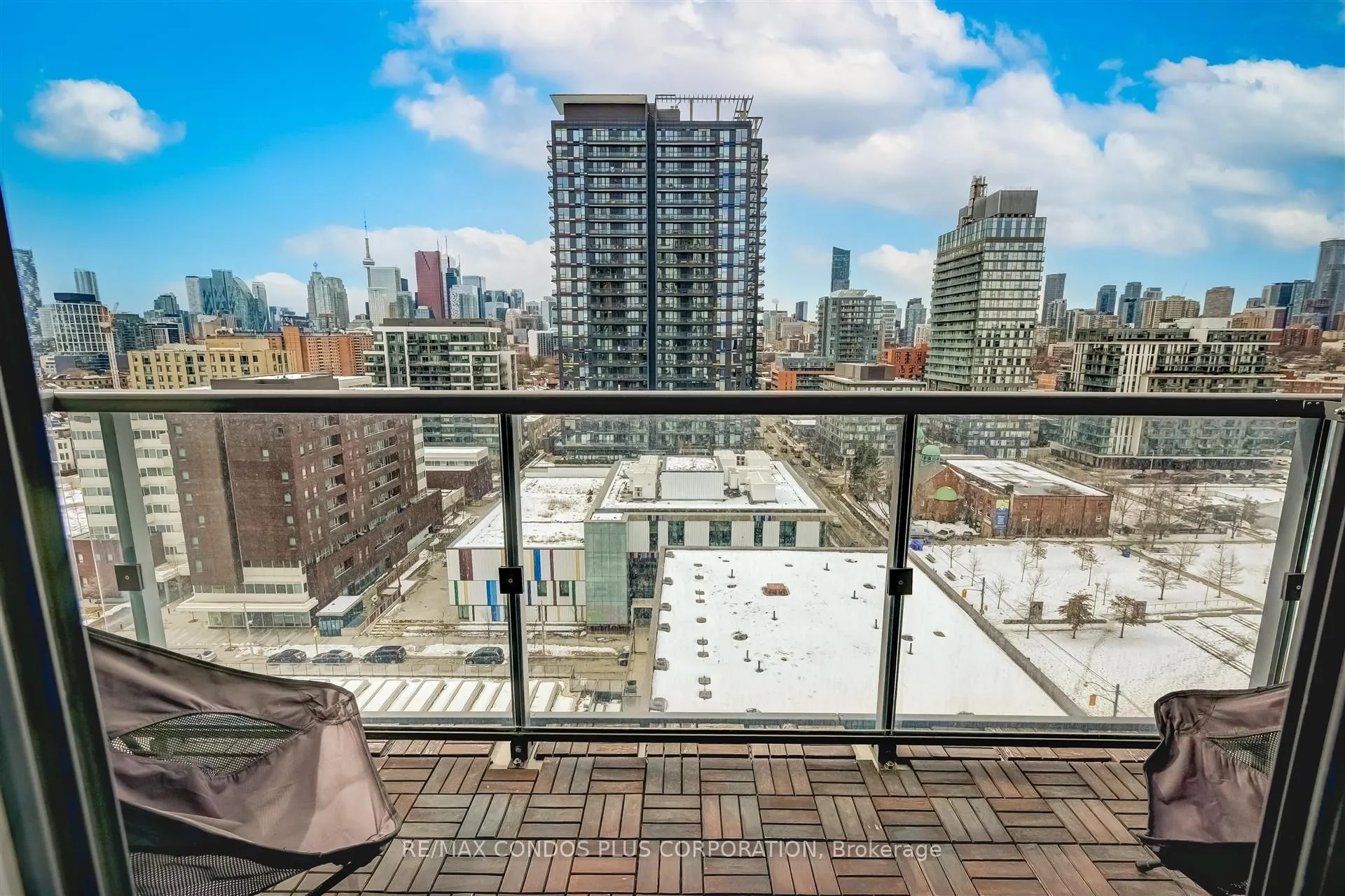 170 Sumach Street, #1407