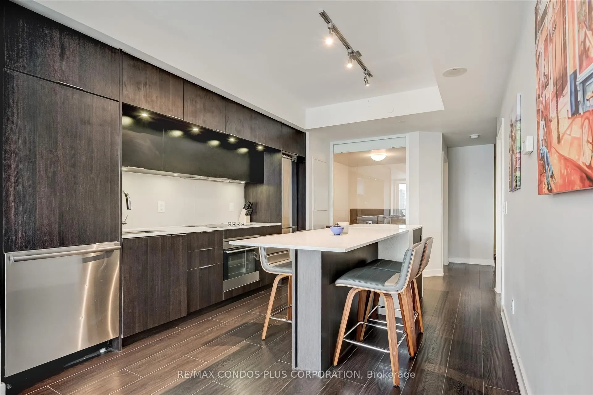 170 Sumach Street, #1407