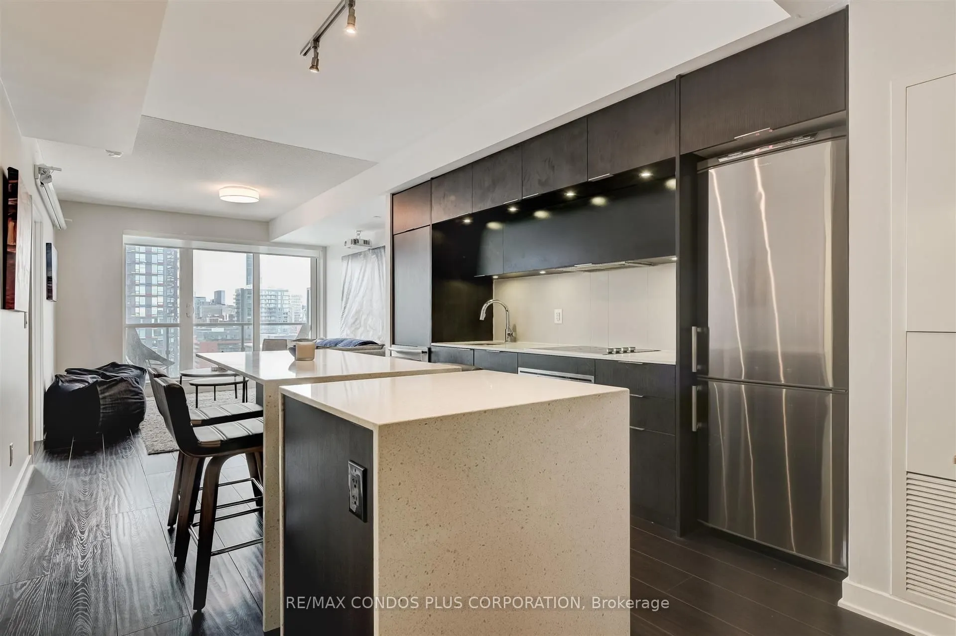 170 Sumach Street, #1407