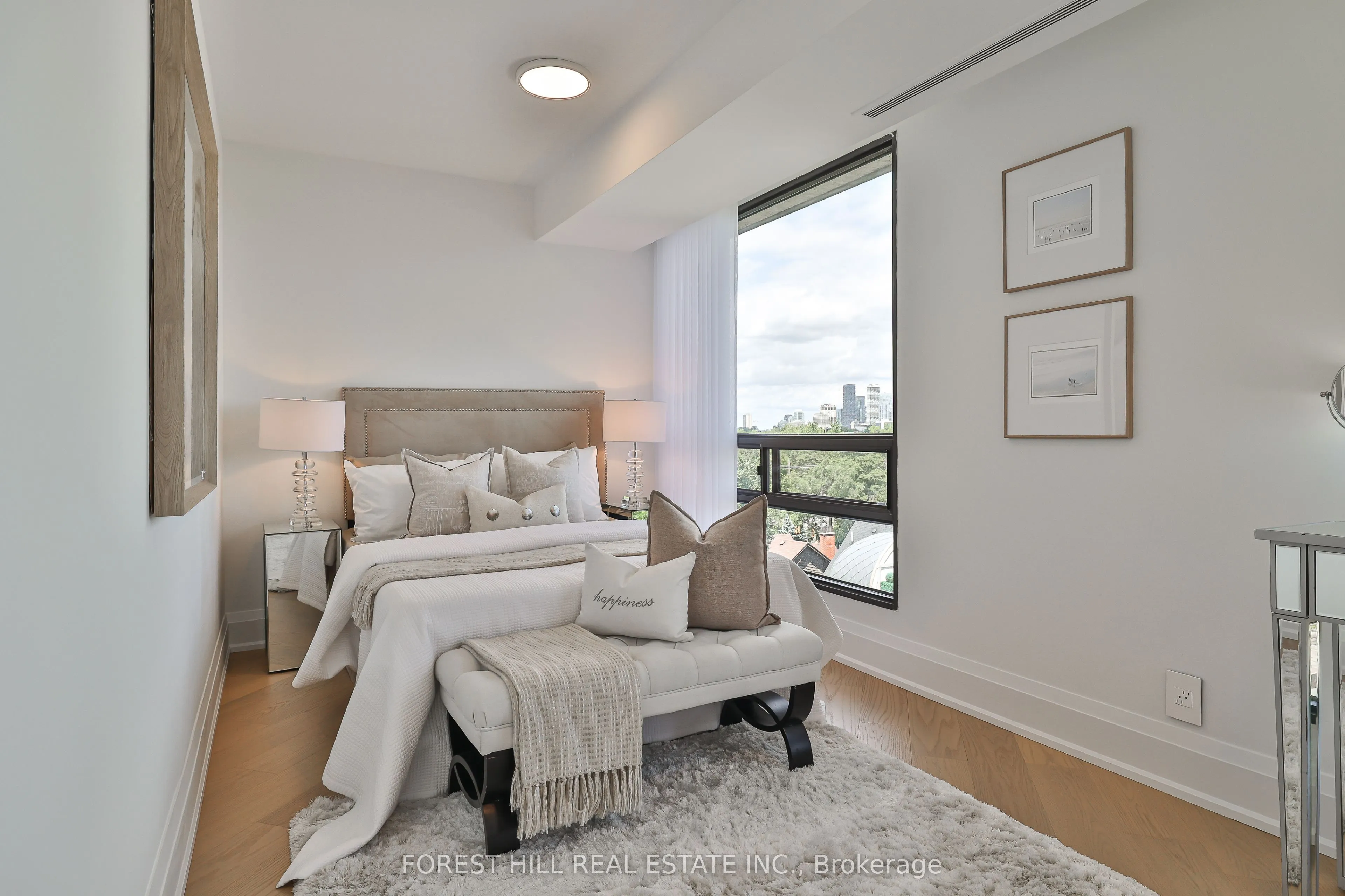 447 Walmer Road, #808