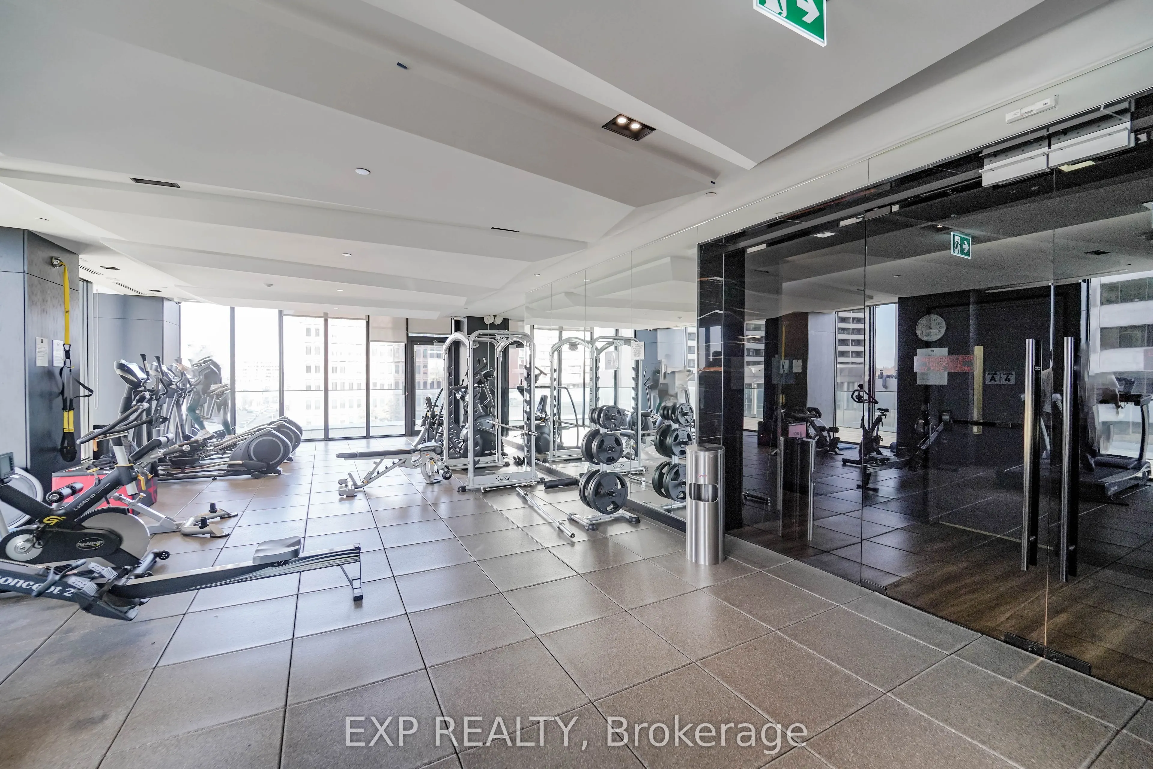 8 Eglinton Avenue E, #5505