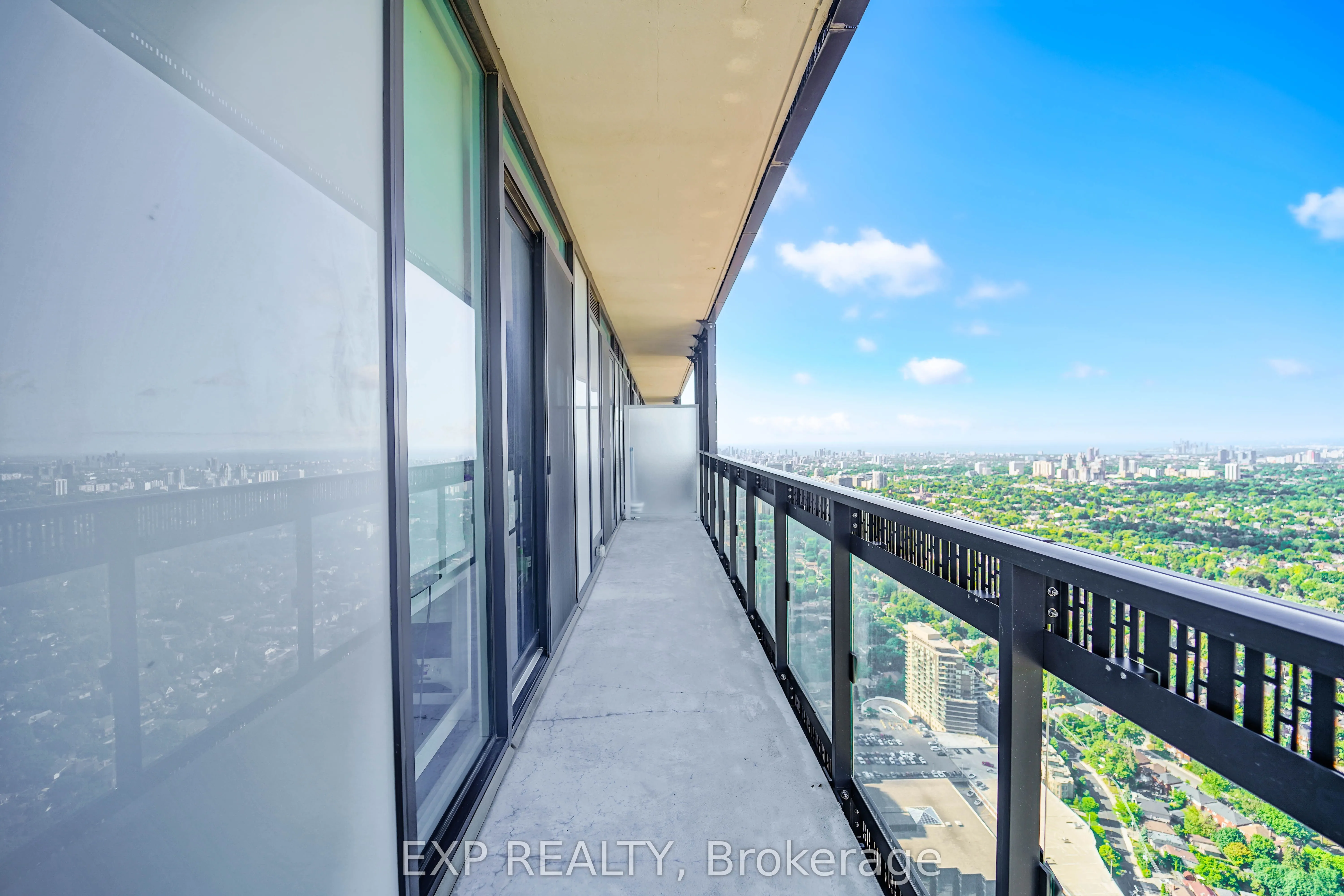 8 Eglinton Avenue E, #5505
