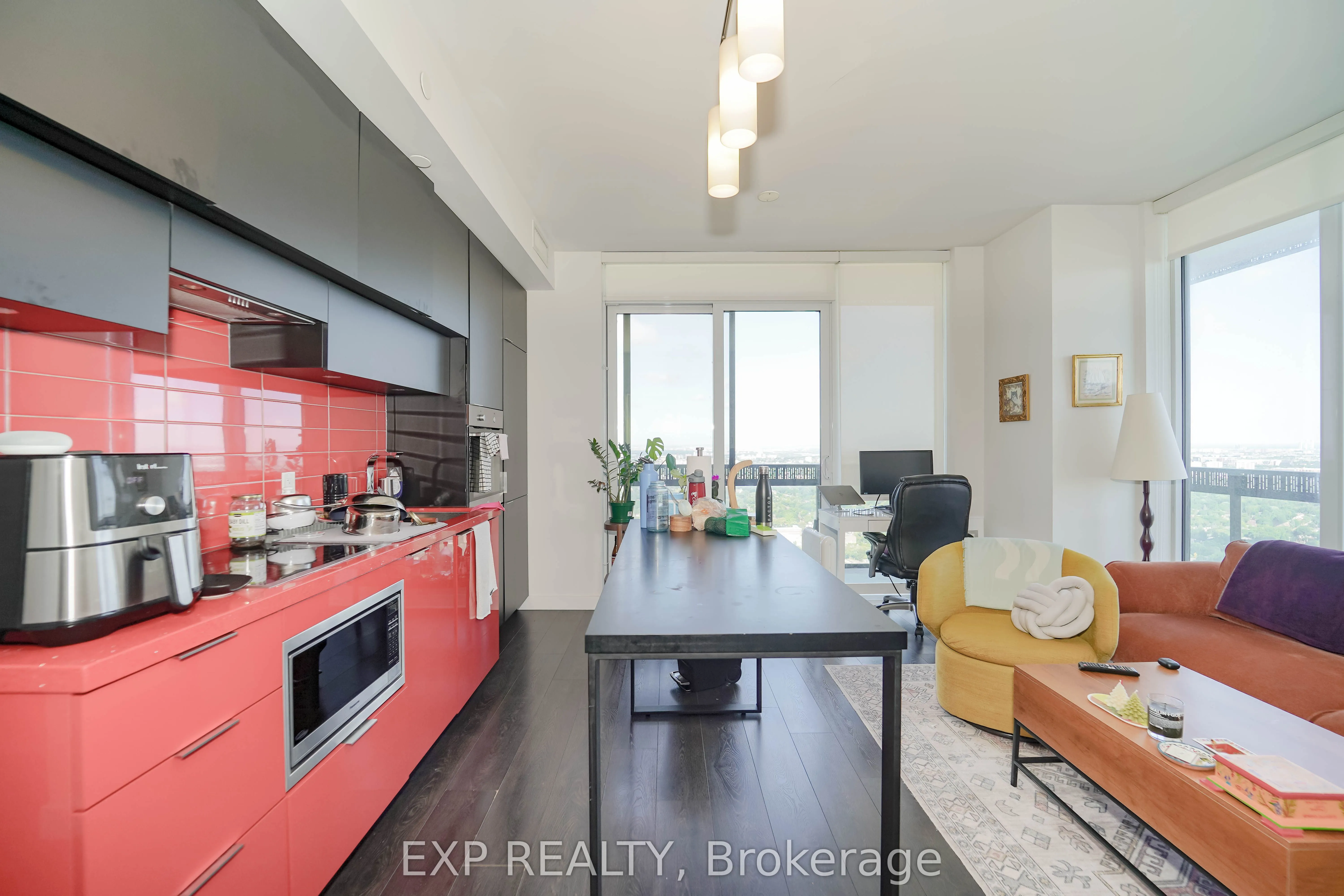 8 Eglinton Avenue E, #5505