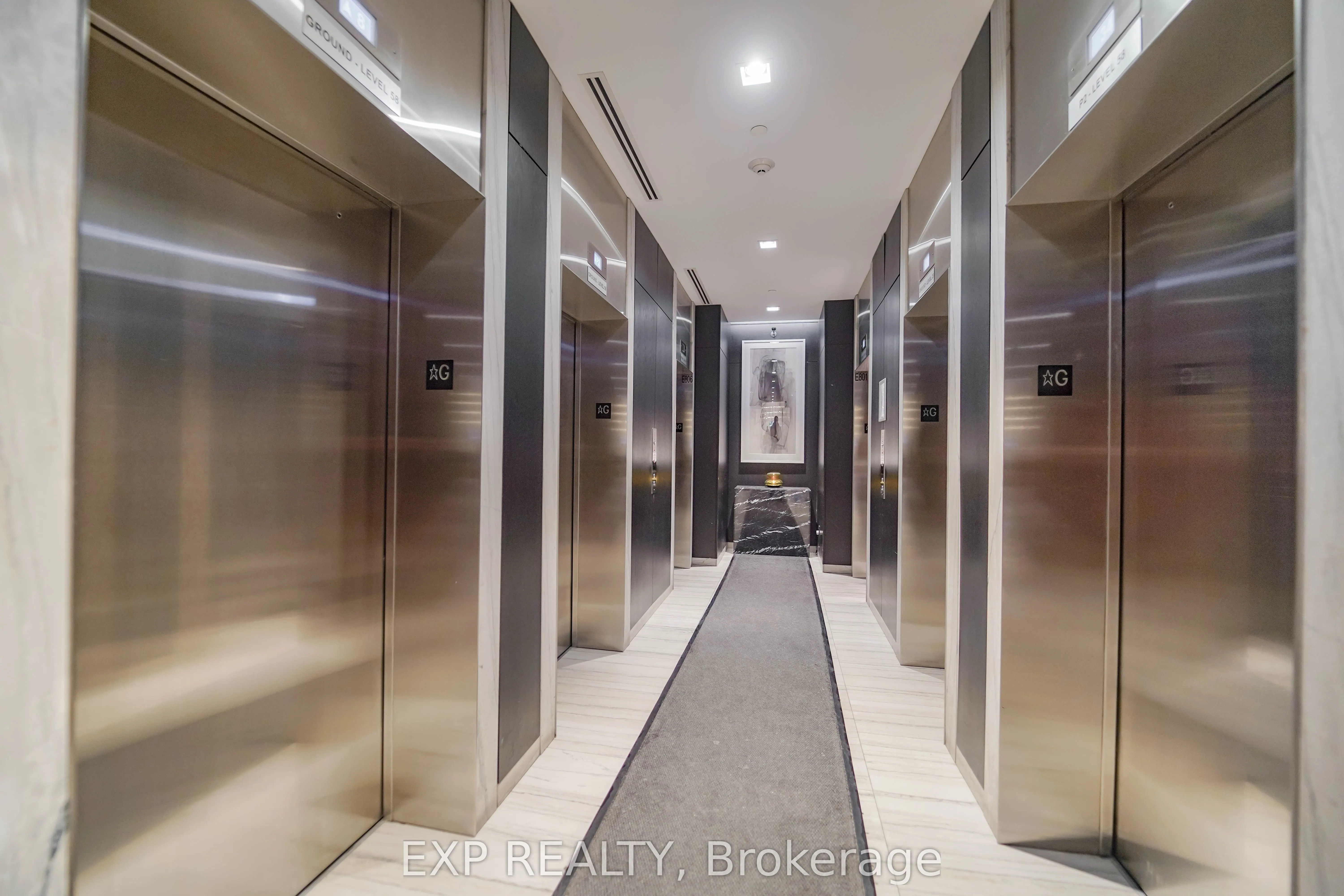 8 Eglinton Avenue E, #5505