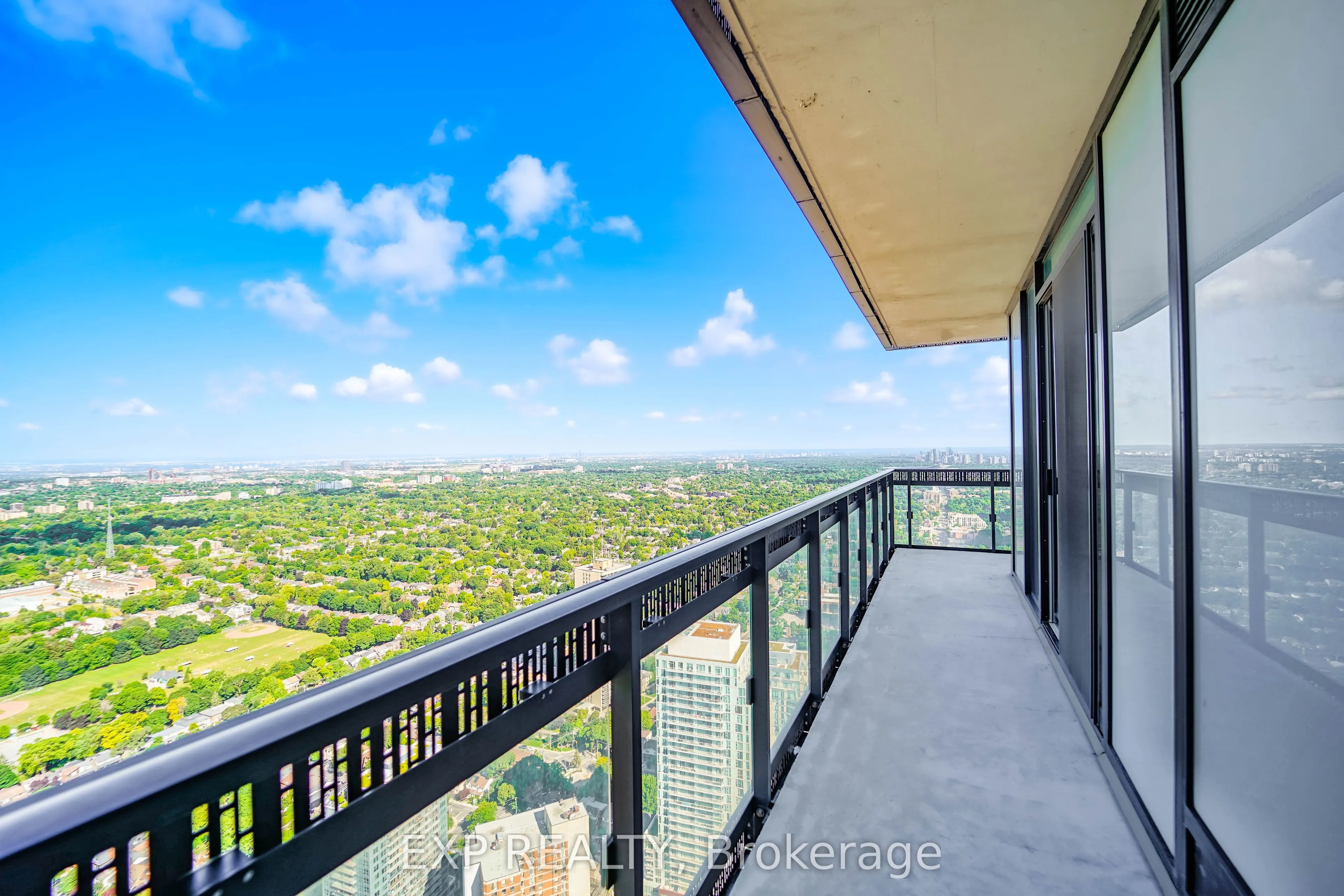 8 Eglinton Avenue E, #5505
