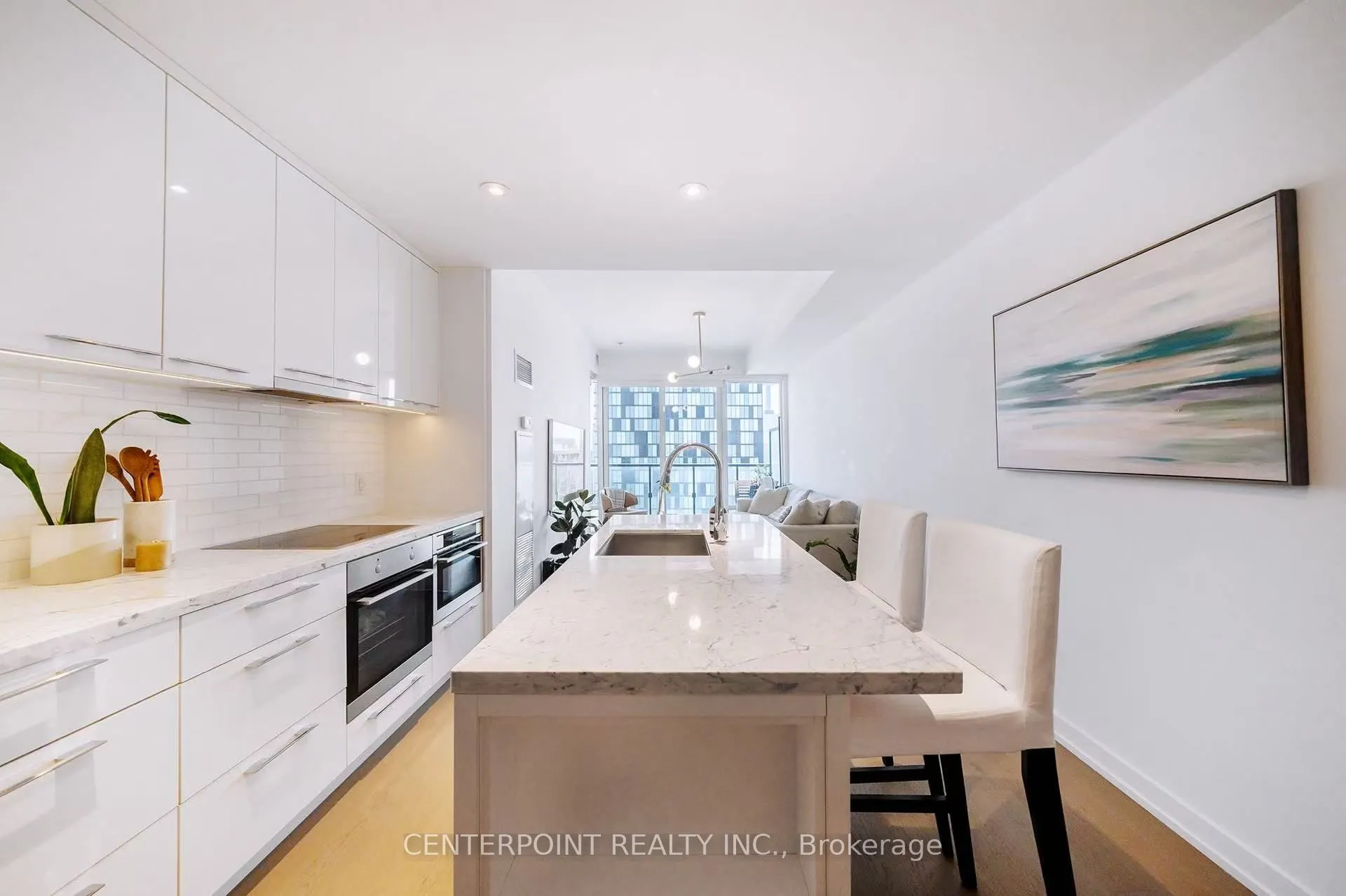 488 University Avenue, #2808