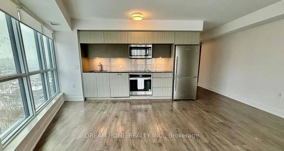 585 Bloor Street E #1622