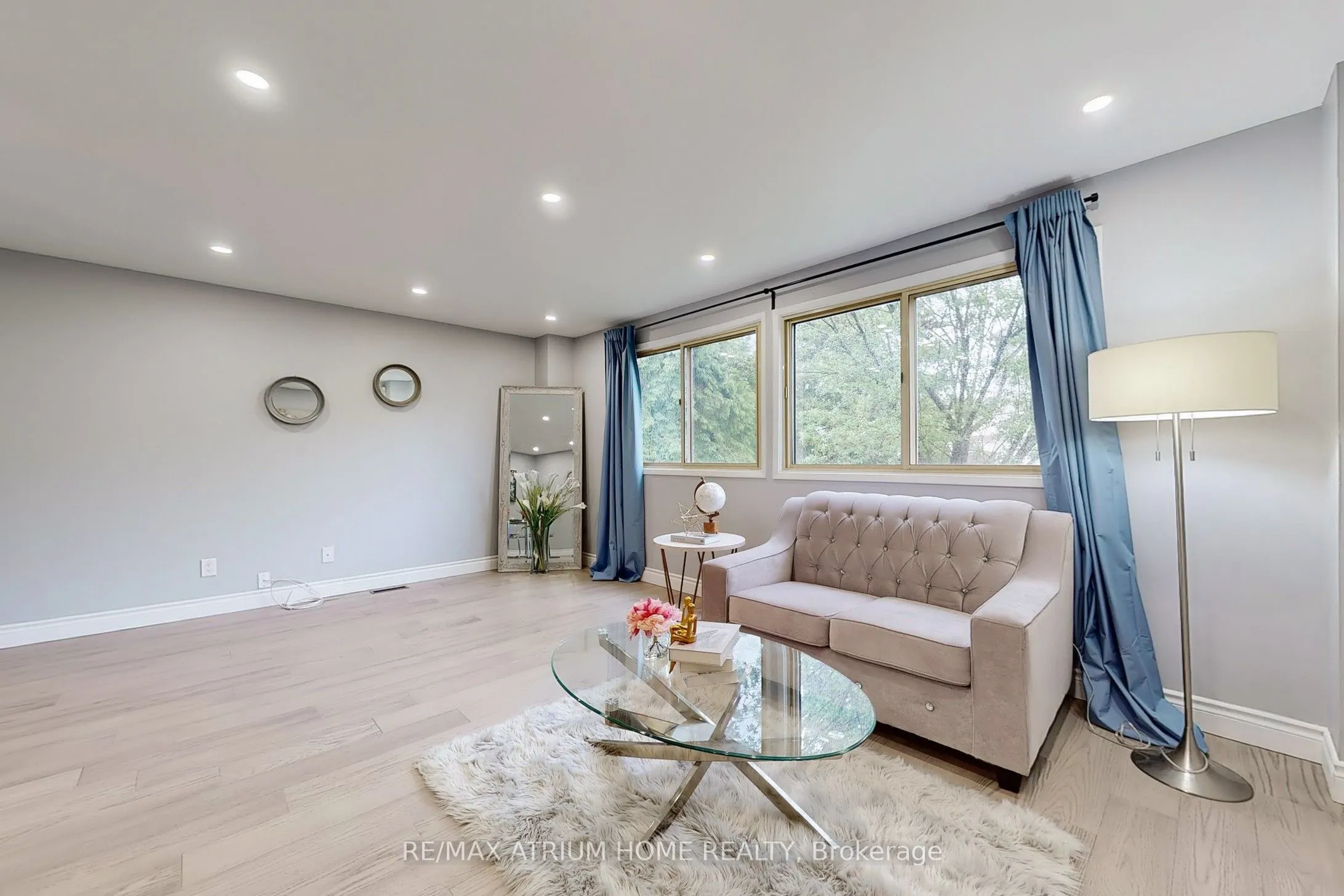10 Townsend Road, #16