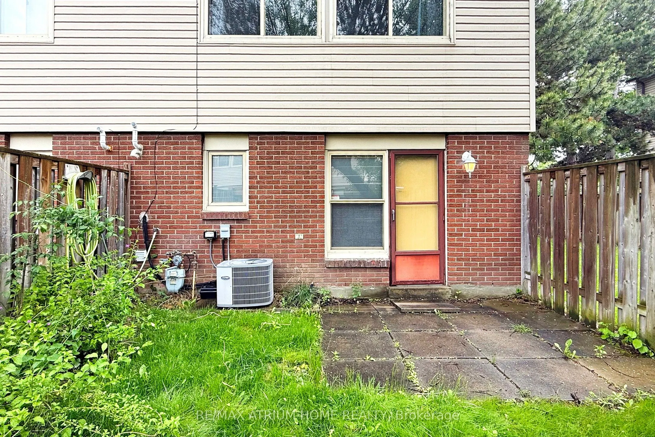 10 Townsend Road, #16