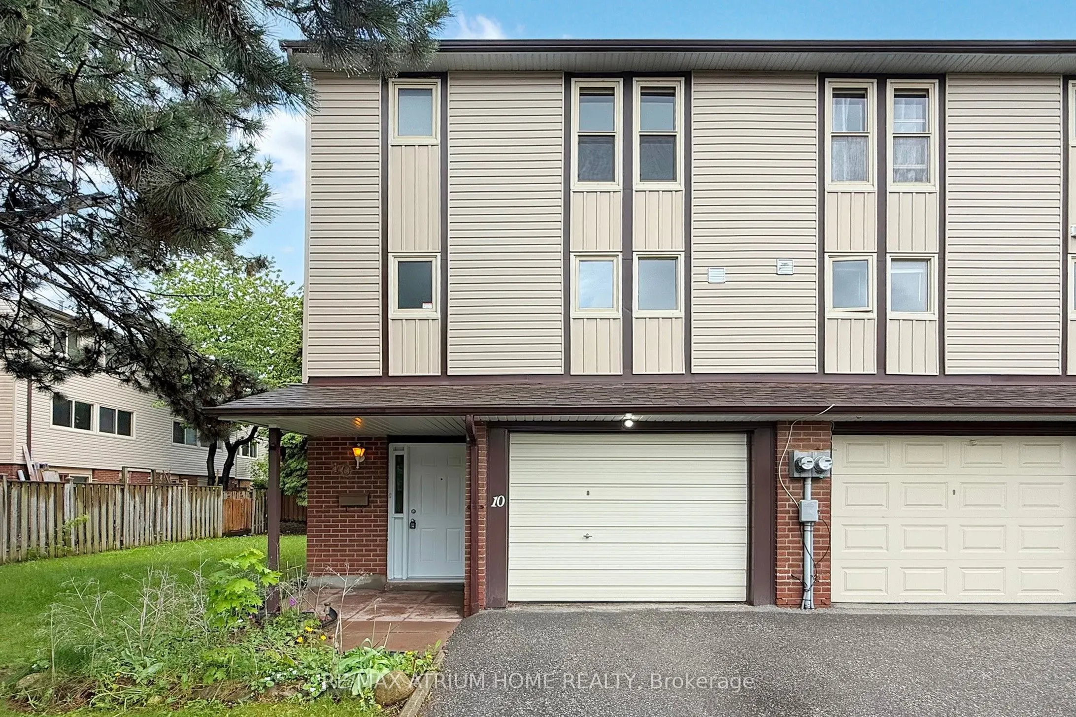 10 Townsend Road, #16