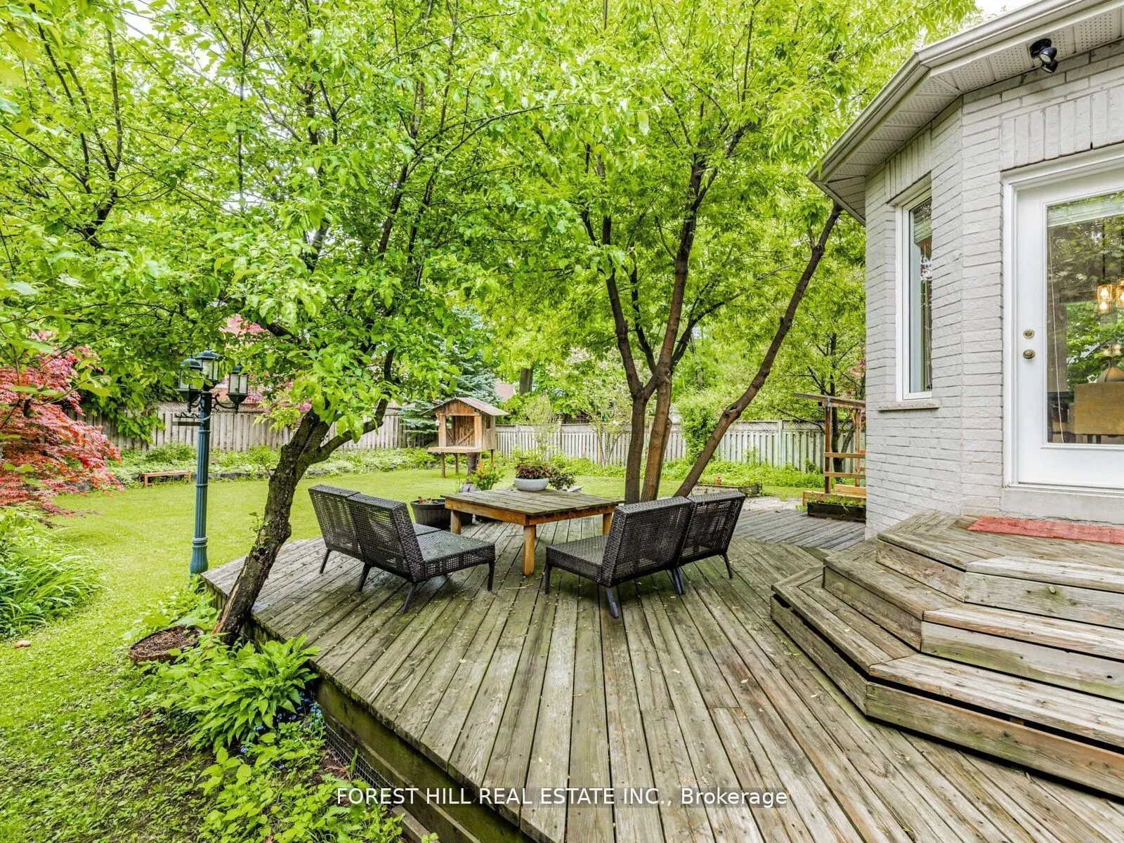 211 Byng Avenue