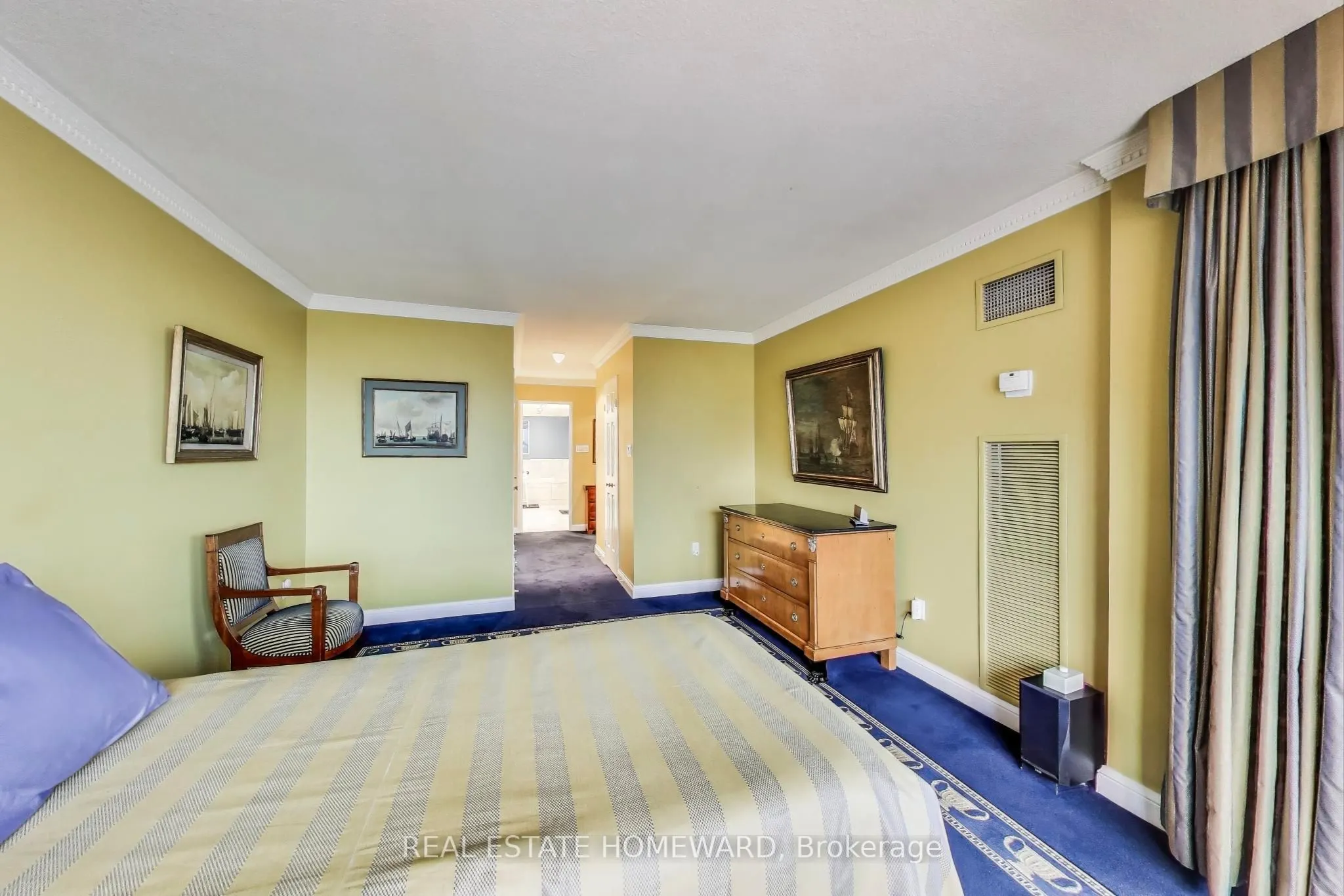 130 Carlton Street, #804