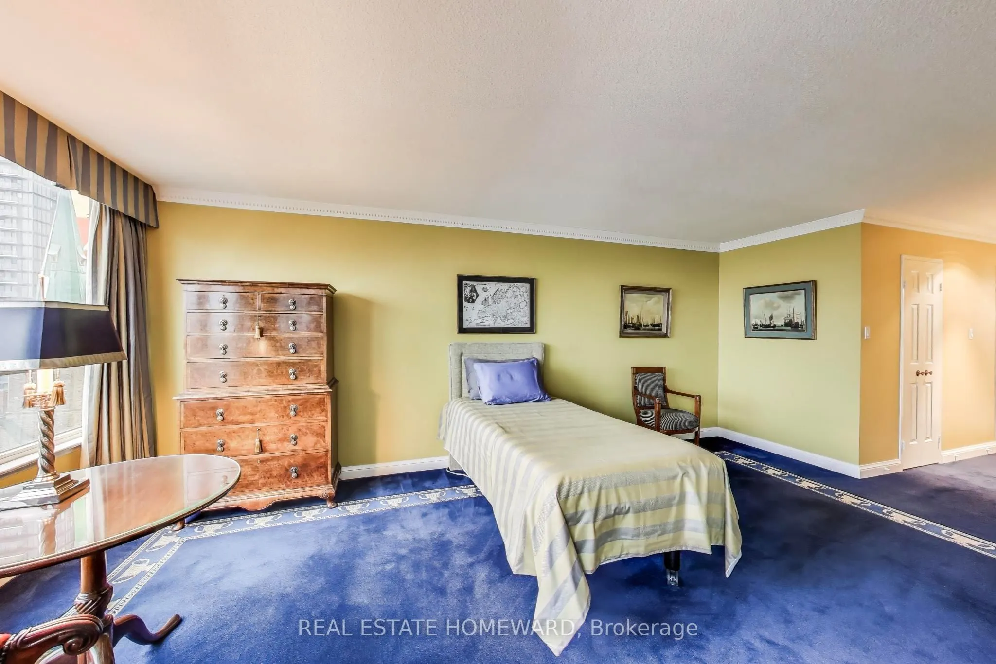 130 Carlton Street, #804