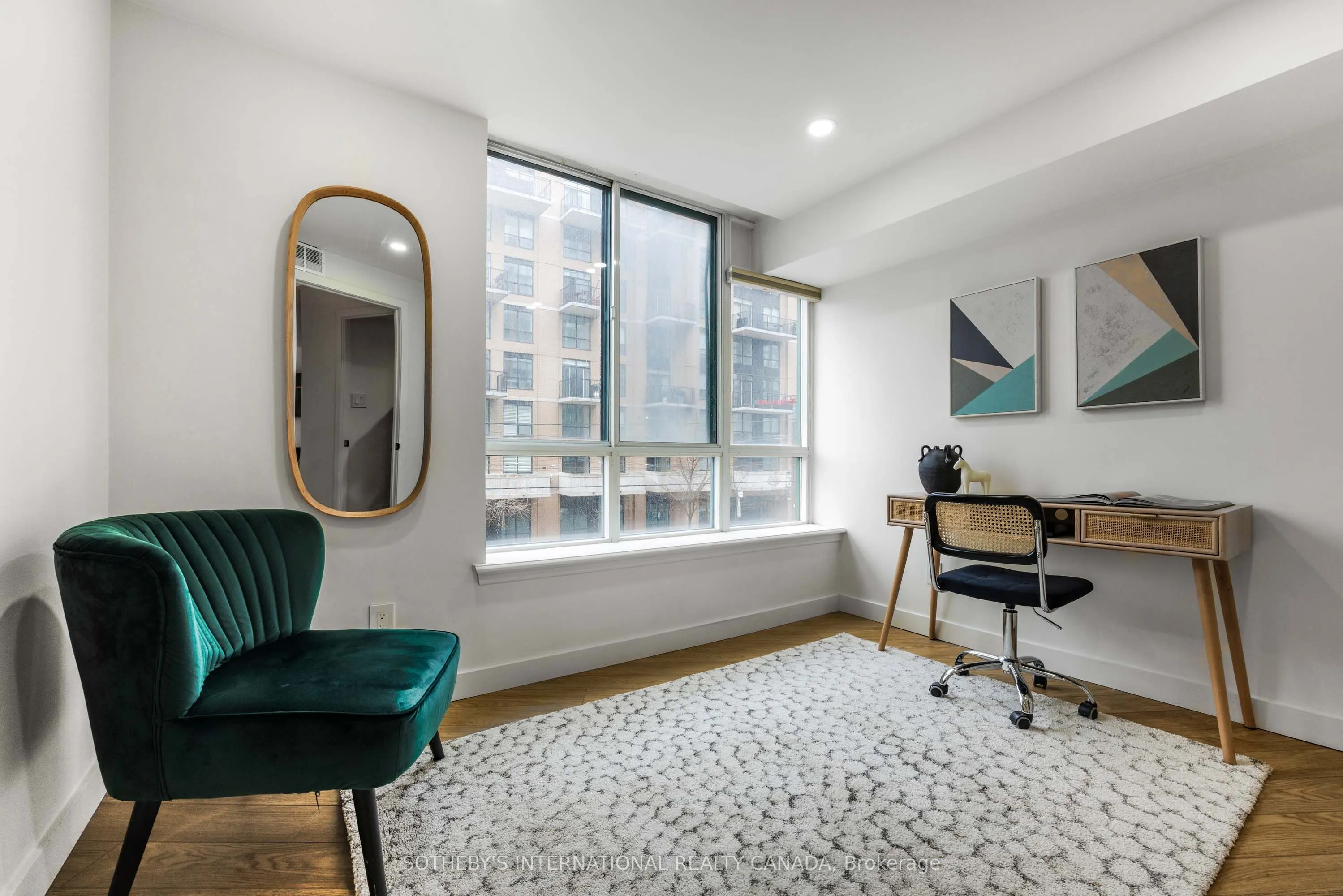 801 King Street W, #213