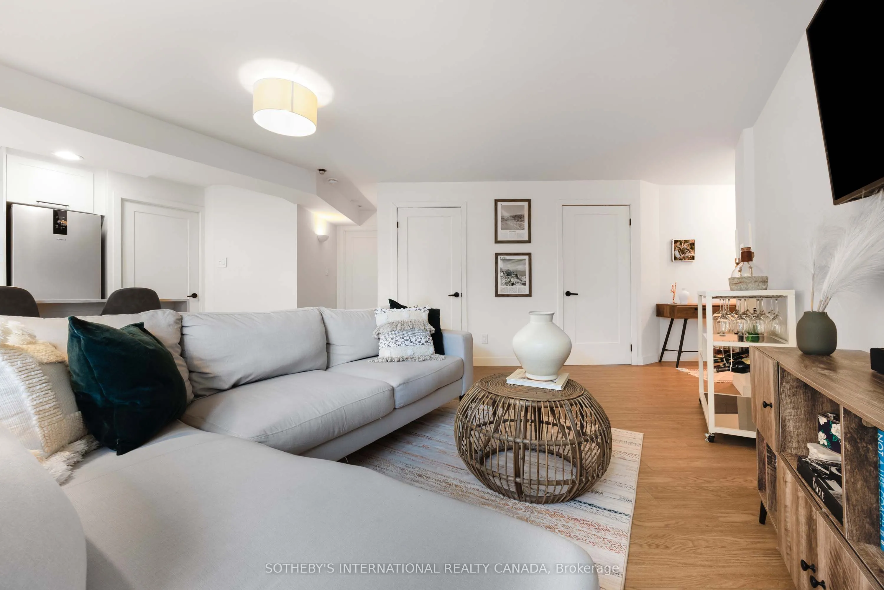 801 King Street W, #213