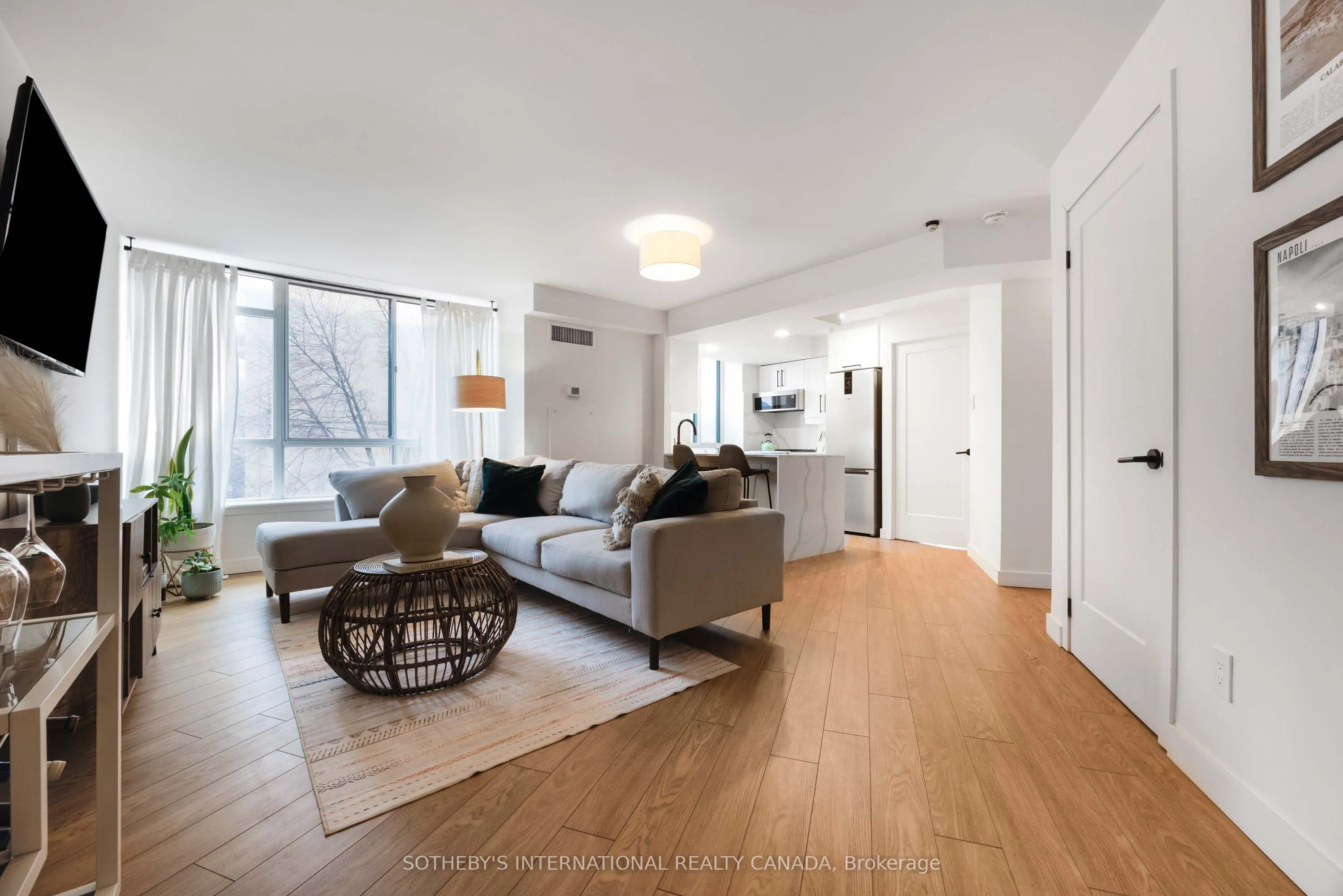 801 King Street W, #213