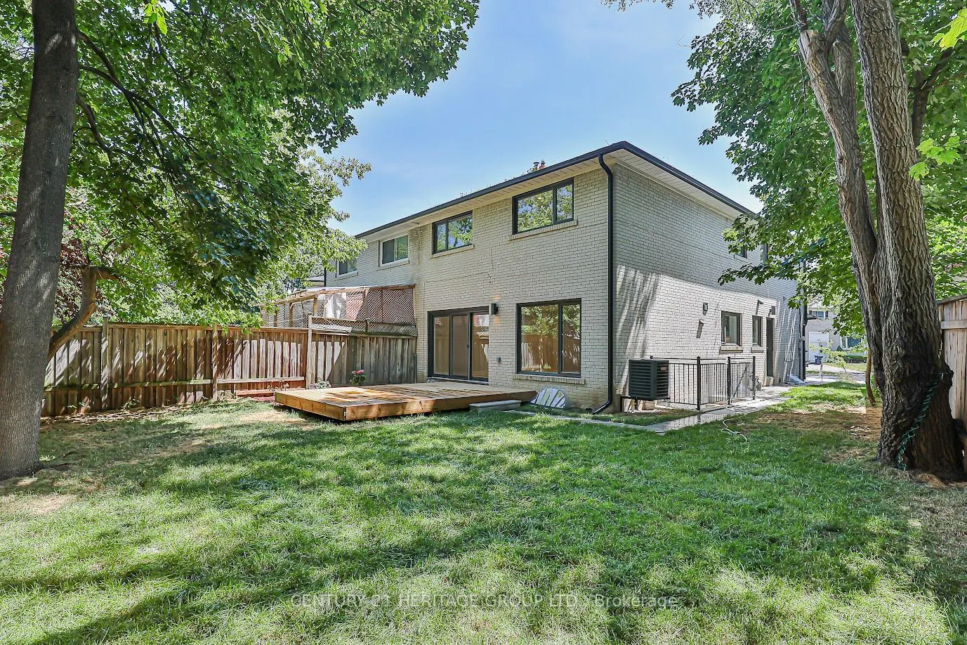 92 Tanjoe Crescent