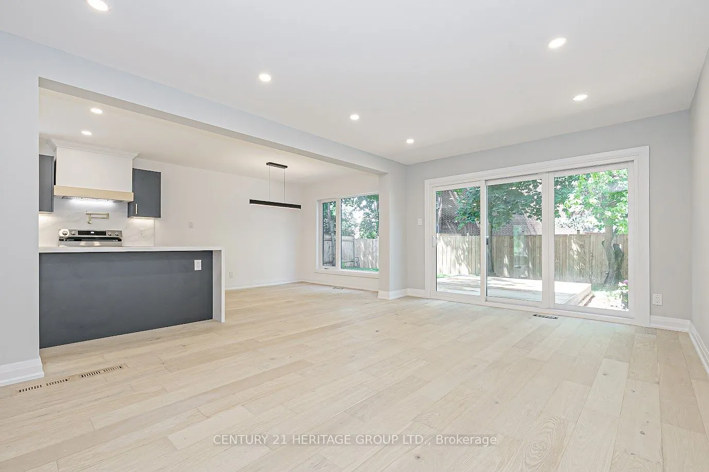 92 Tanjoe Crescent